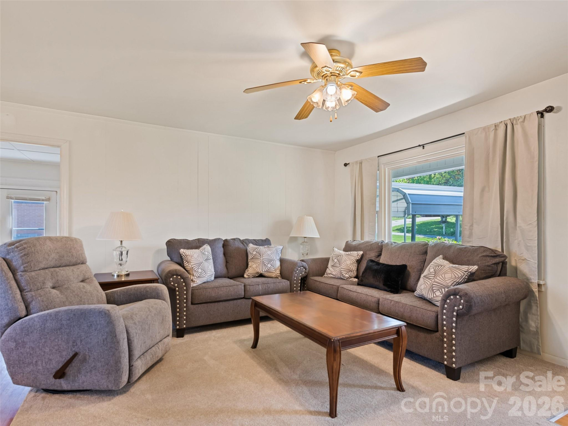 241 Grandview Circle - Photo 11