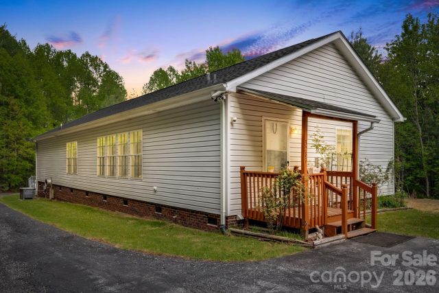 3287 Cabin Creek Road, Zirconia, NC, 28790