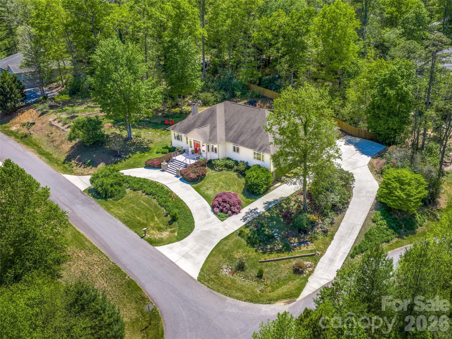 16 Chickadee Lane - Photo 3
