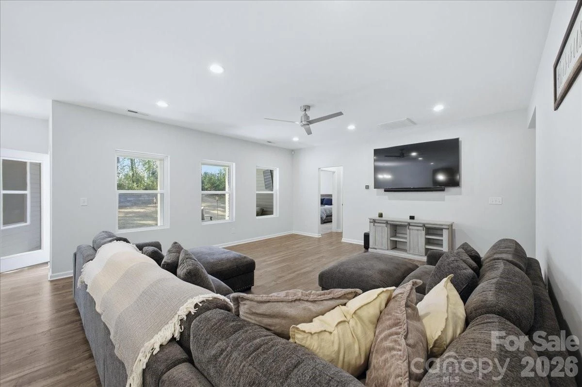 7612 Tanglewood Way - Photo 7