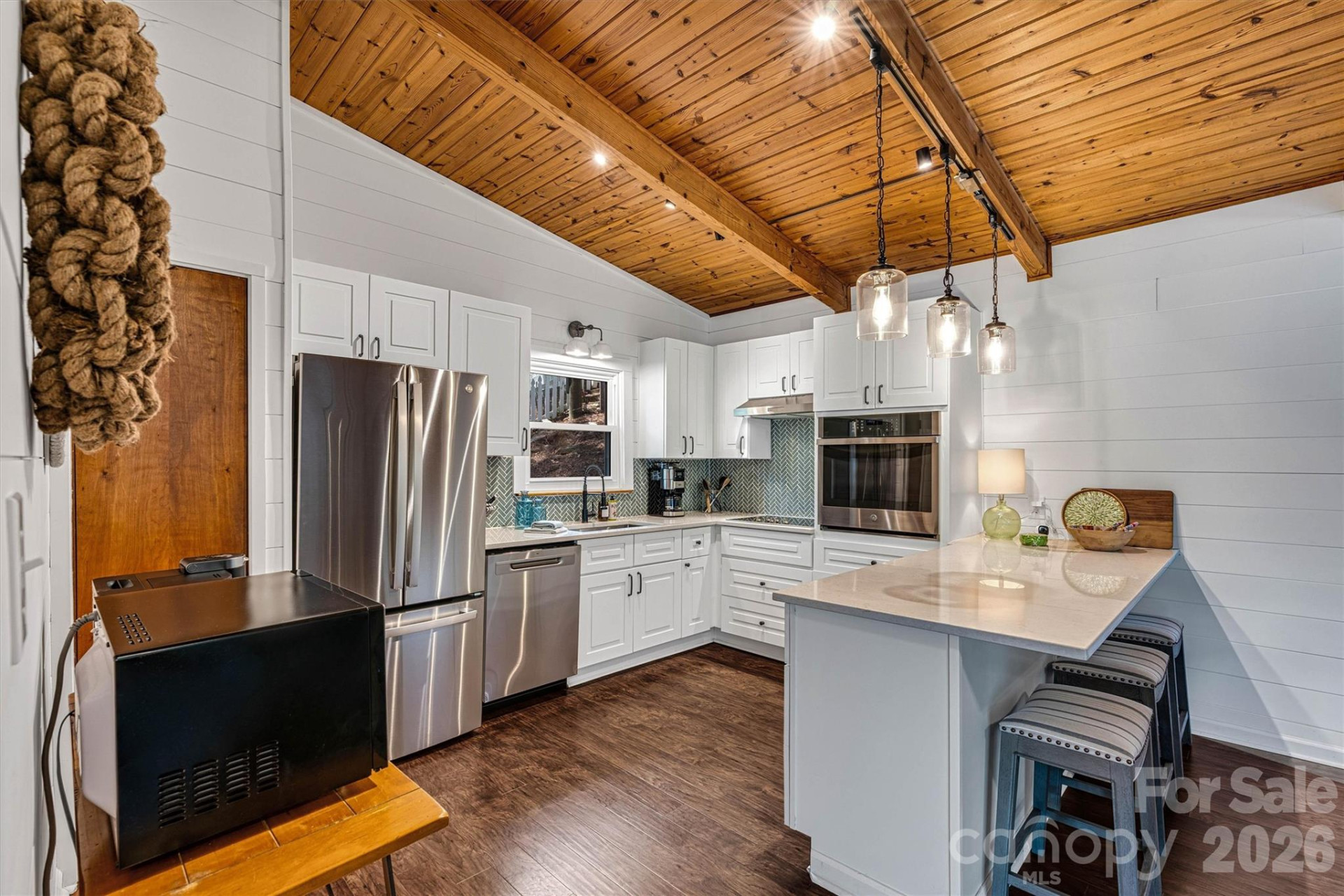 462 Charlotte Drive - Photo 12