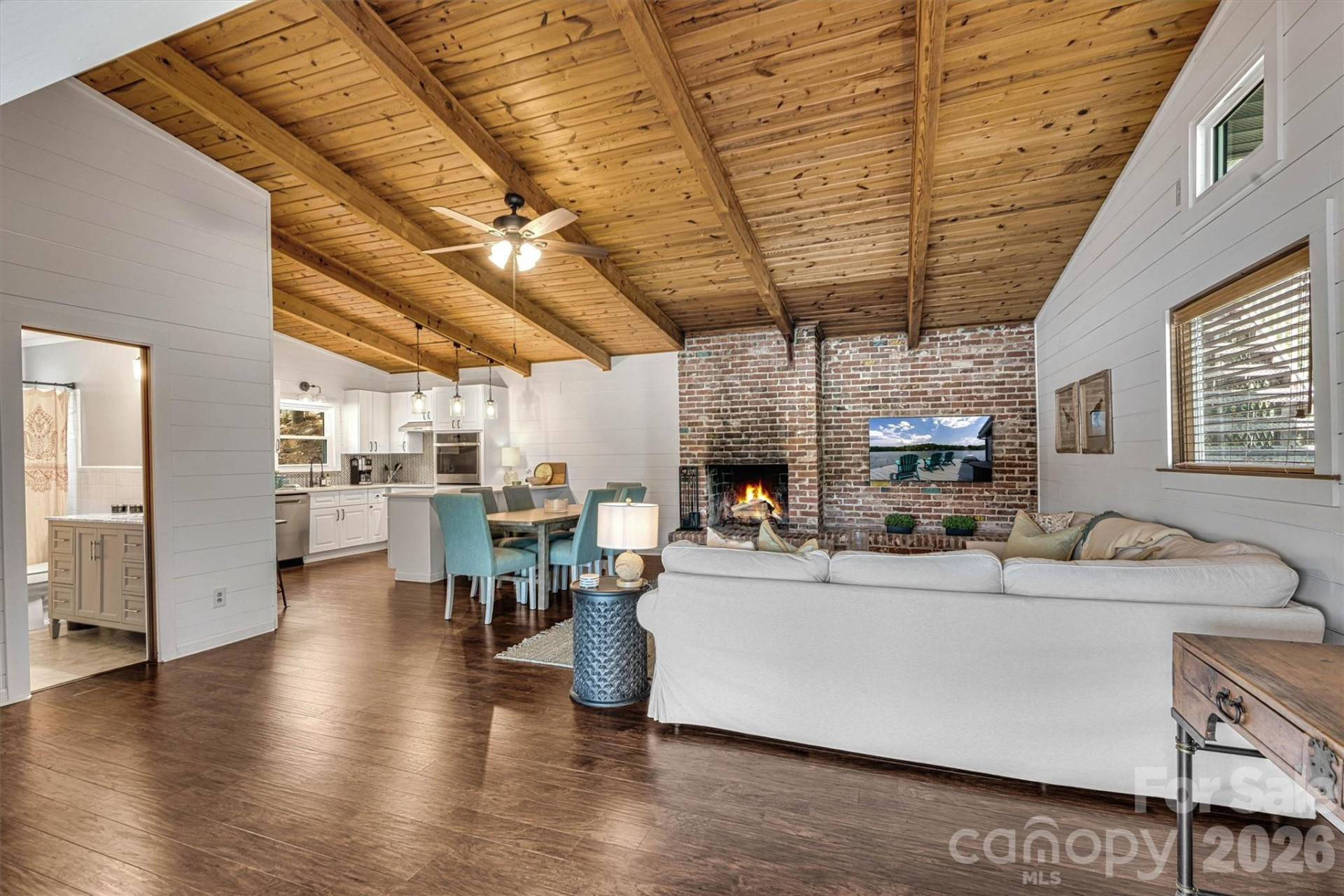 462 Charlotte Drive - Photo 10