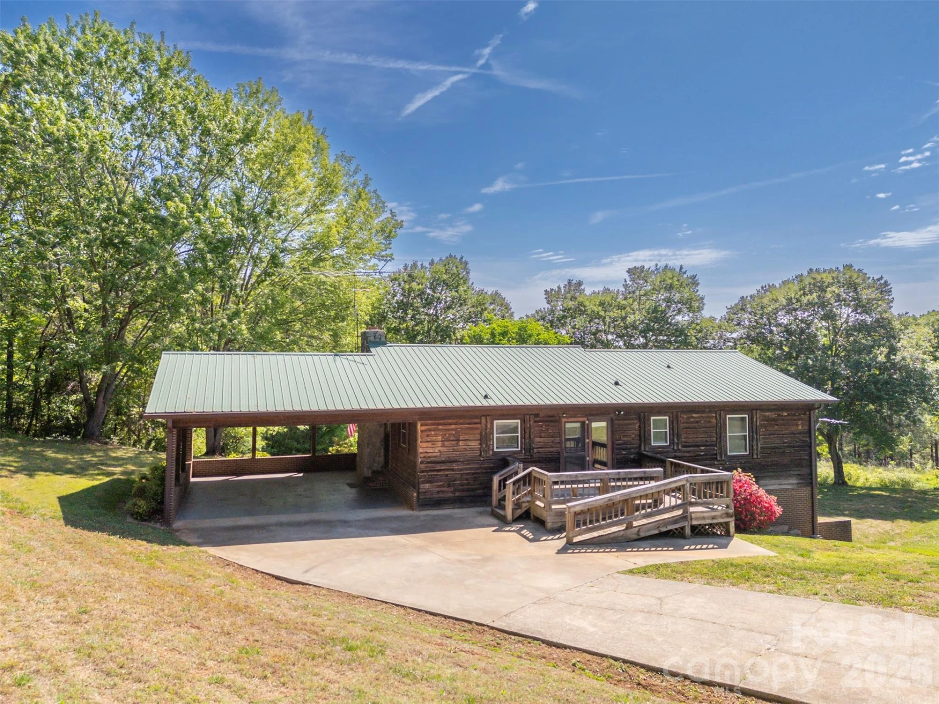 184 Clelo Drive - Photo 2