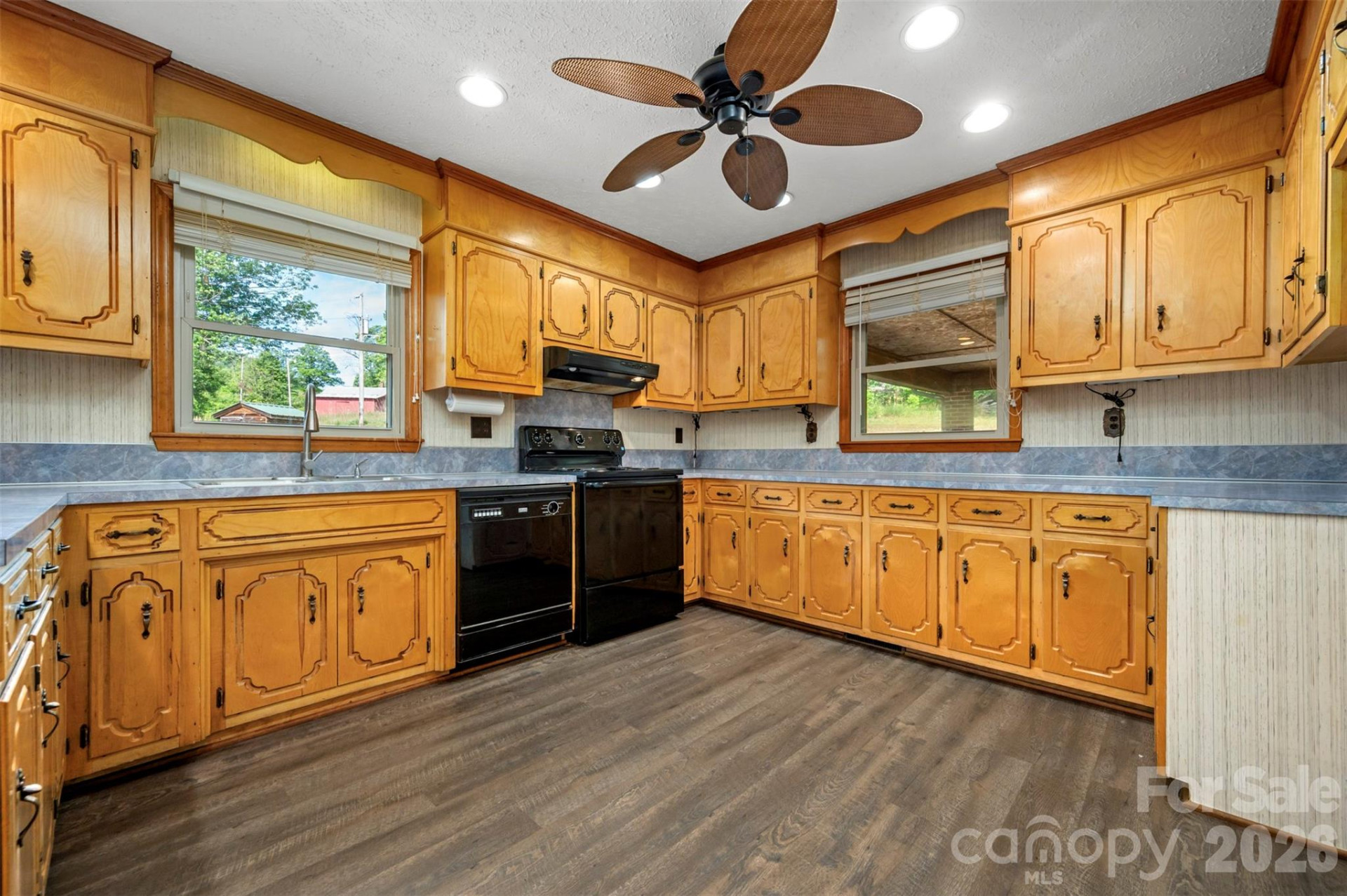 184 Clelo Drive - Photo 14
