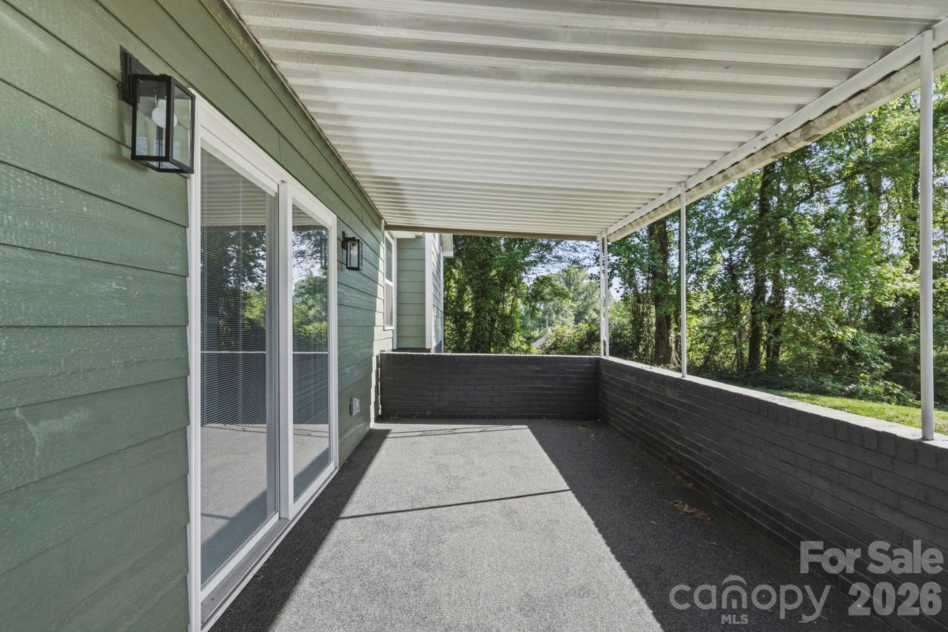 240 Court Street - Photo 12