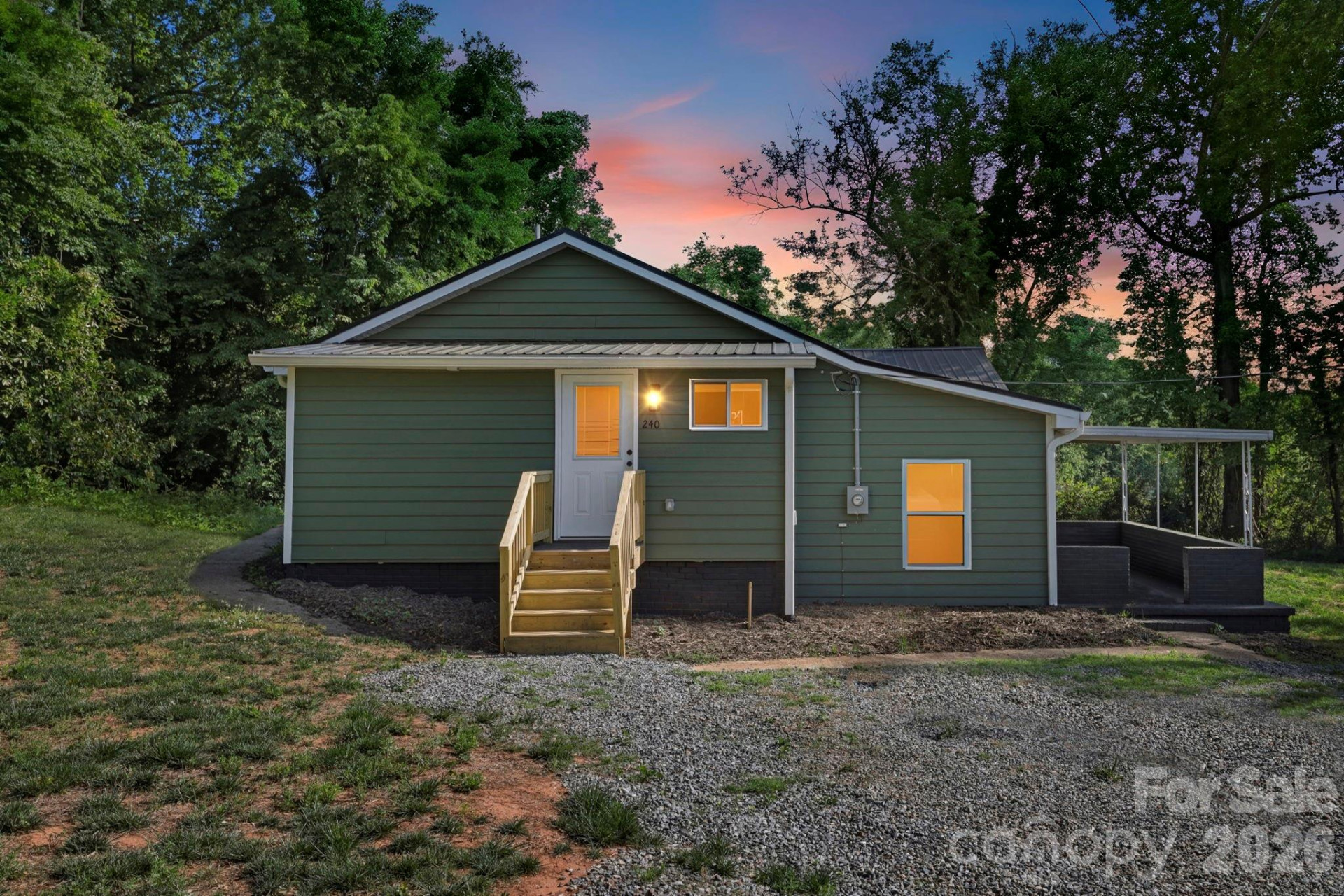 240 Court Street - Photo 15