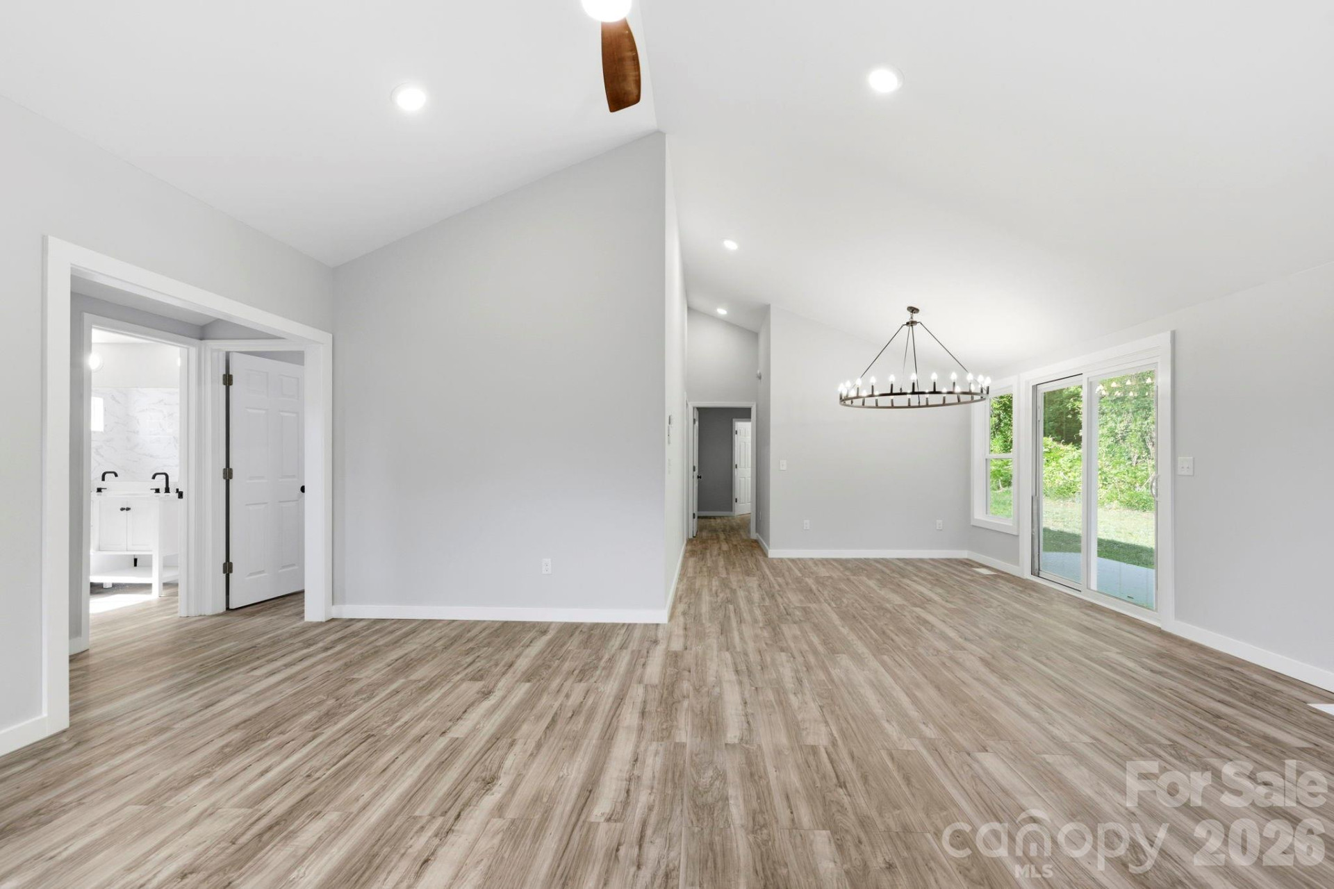 240 Court Street - Photo 17