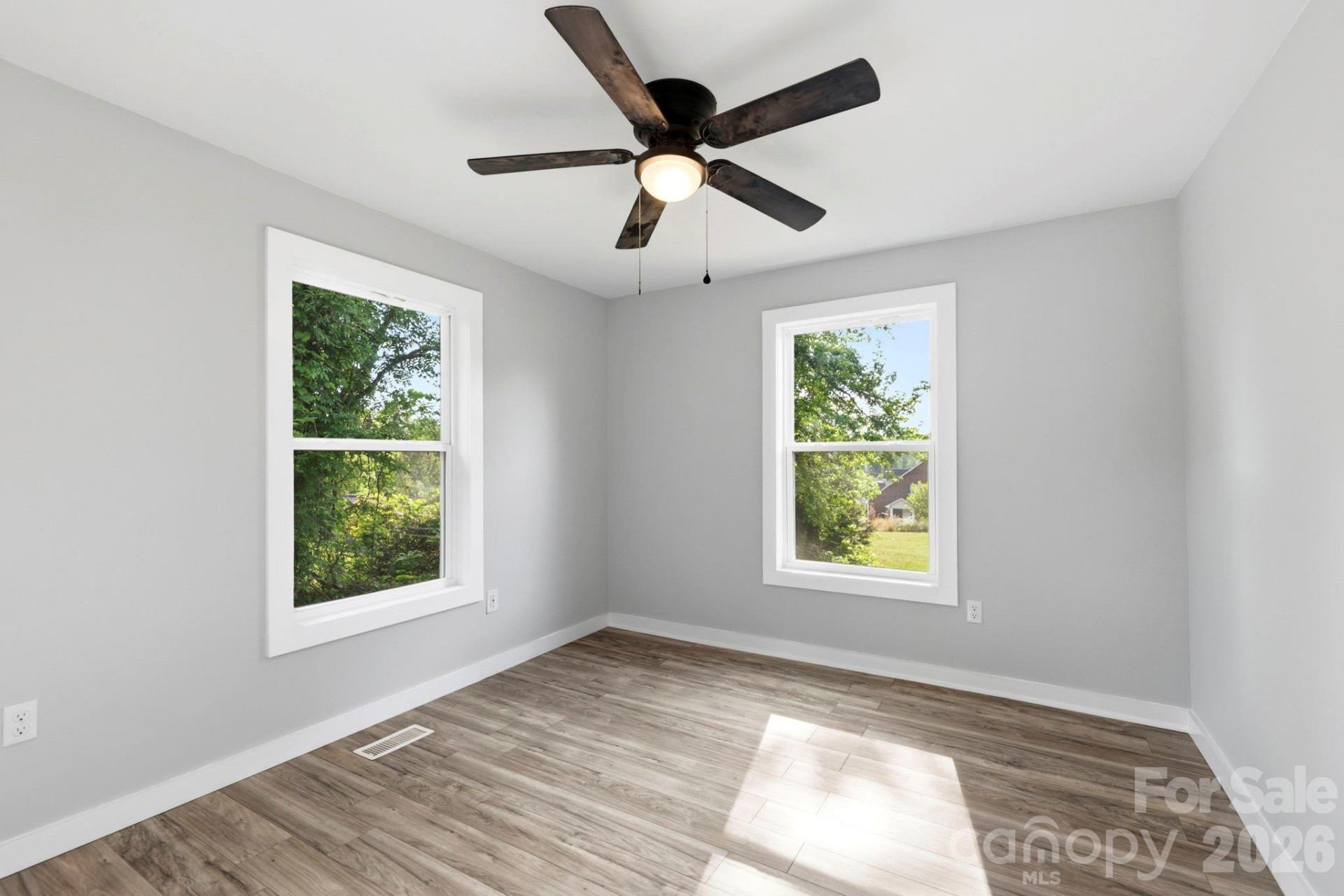 240 Court Street - Photo 26