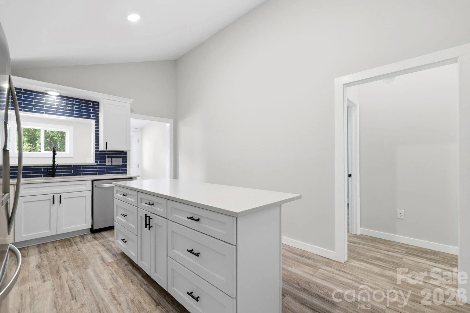 240 Court Street - Photo 6