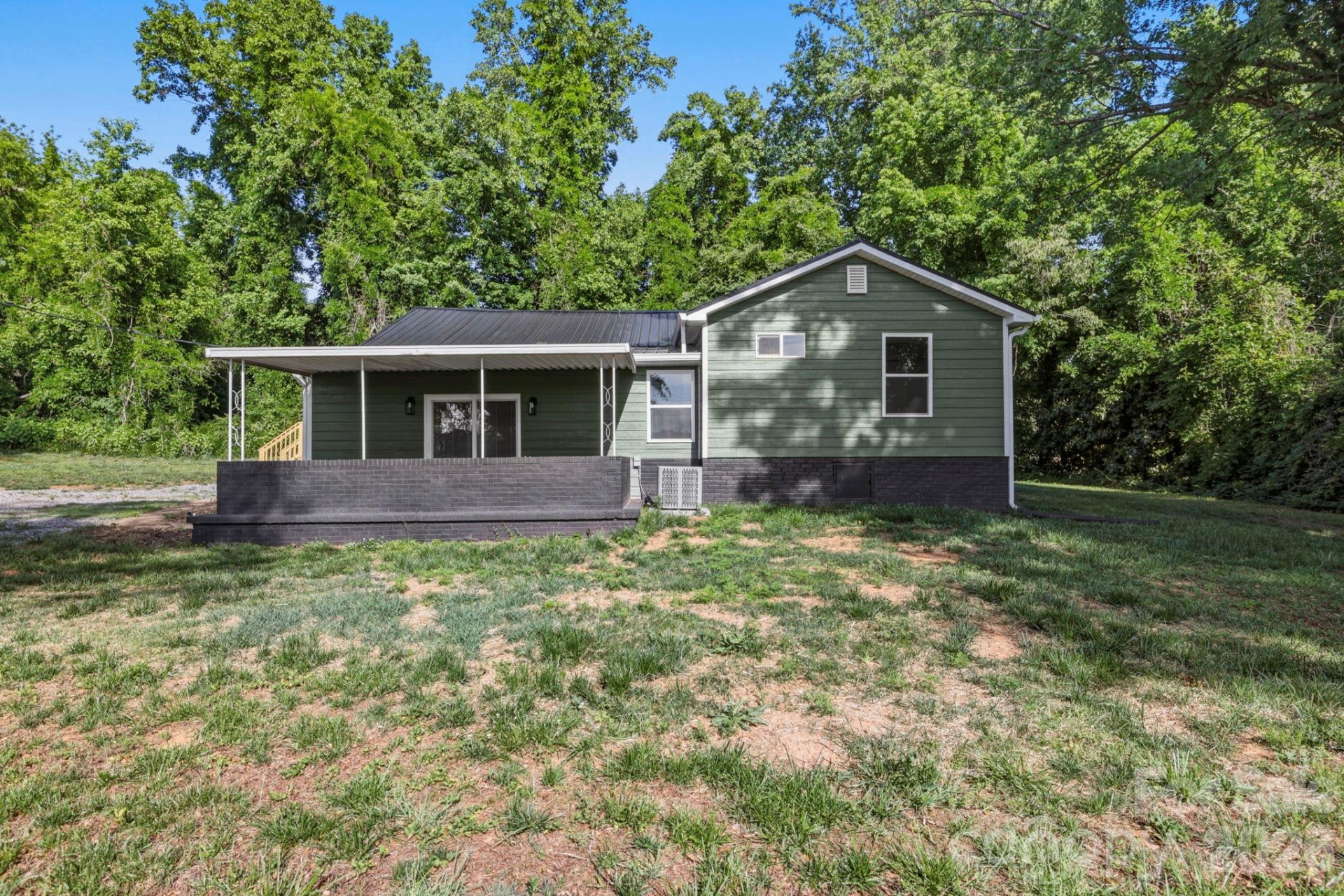 240 Court Street - Photo 32