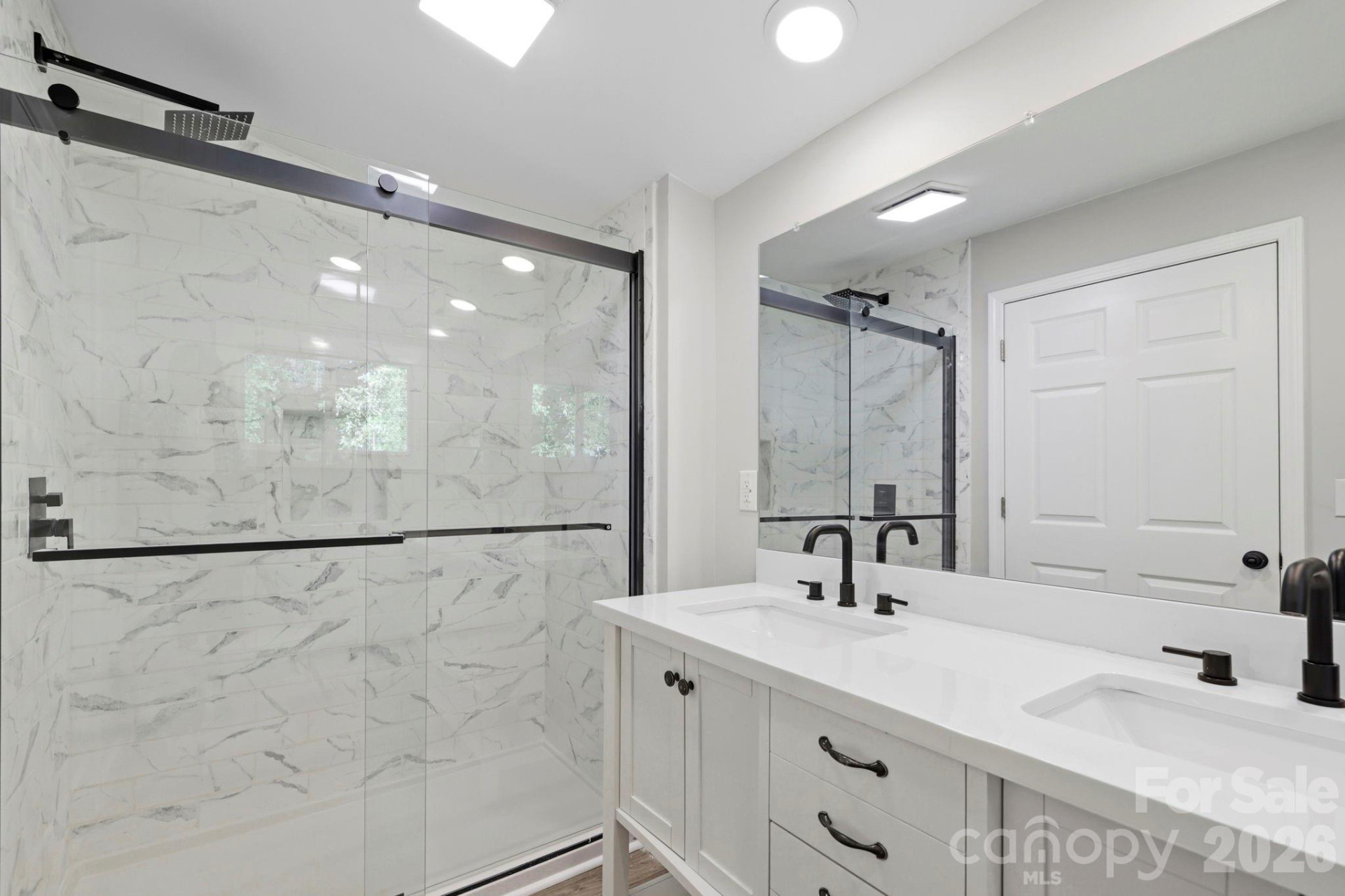 240 Court Street - Photo 6