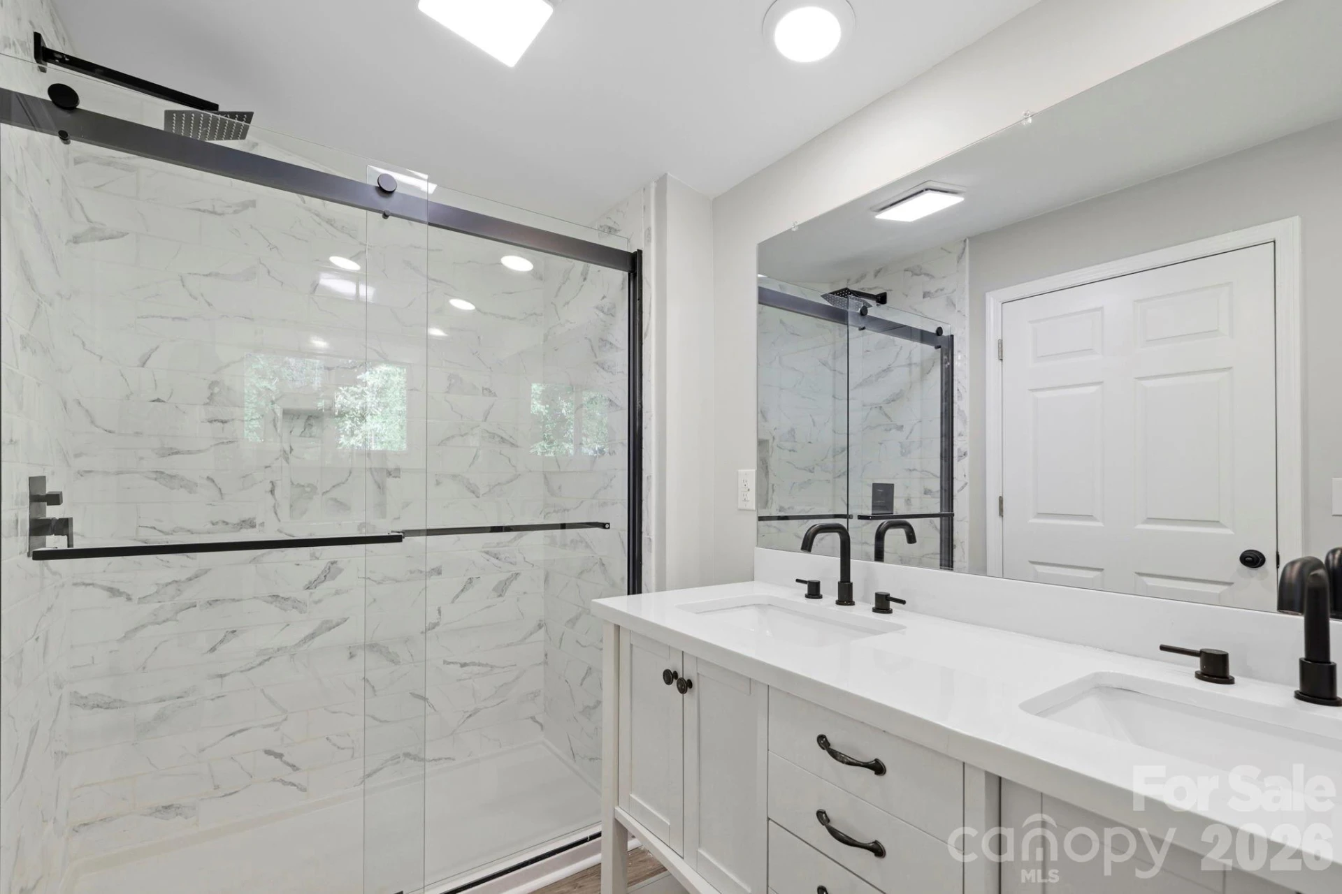 240 Court Street - Photo 8