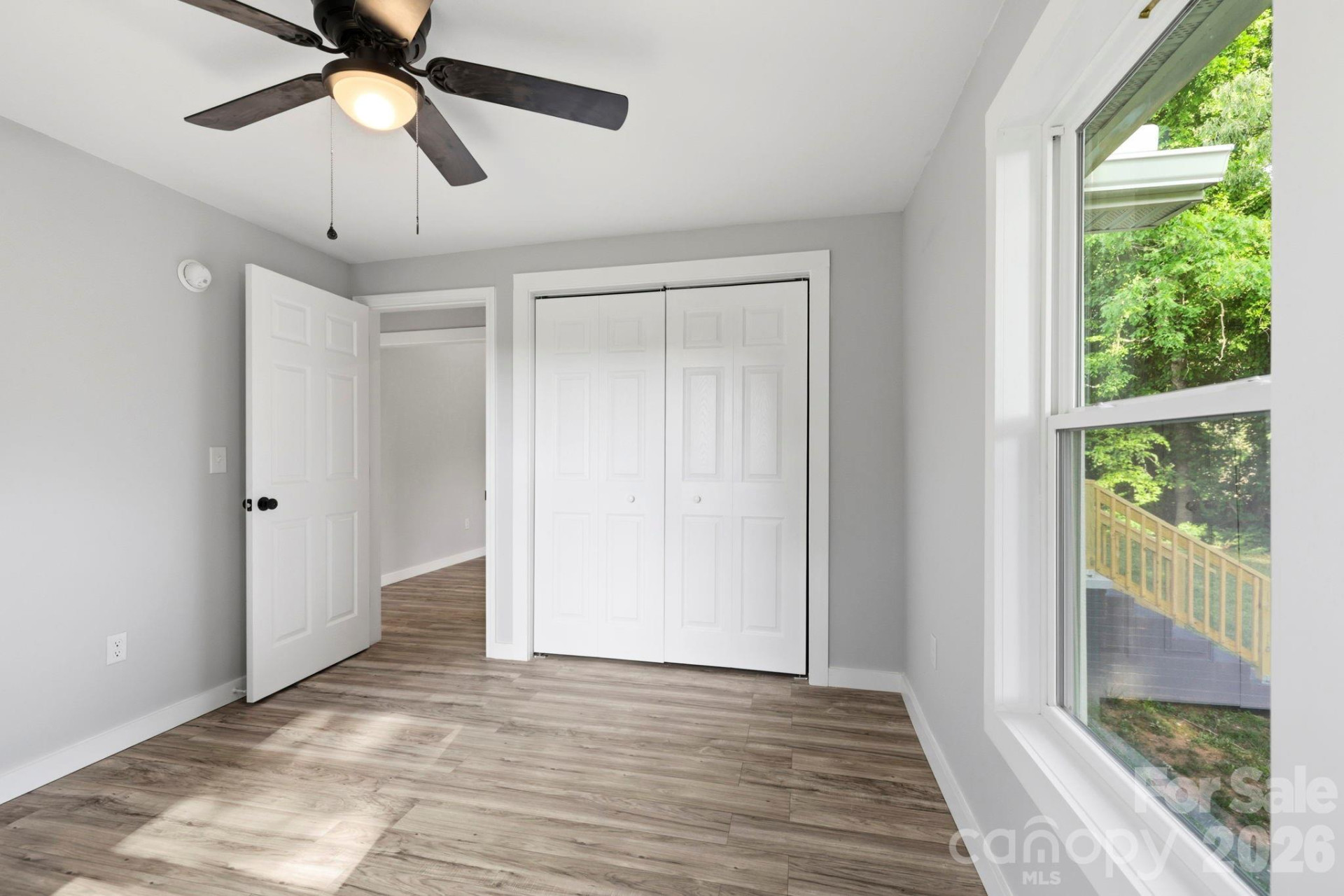 240 Court Street - Photo 8