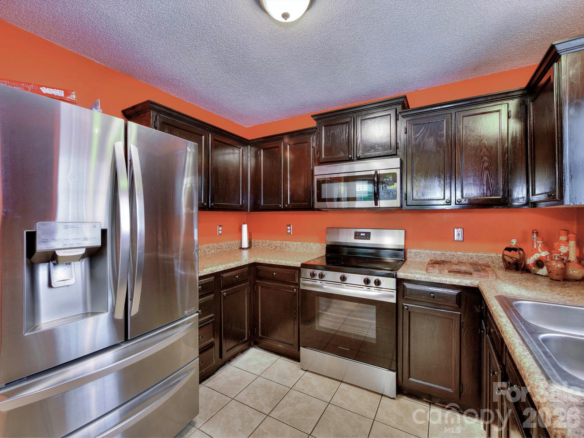 3102 Mintleaf Drive - Photo 4