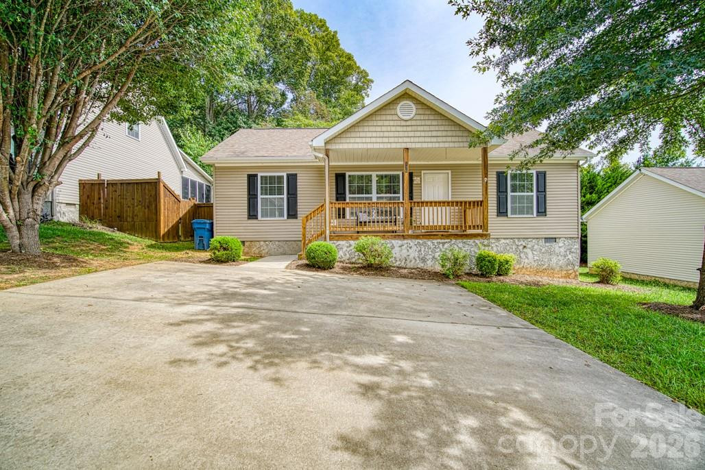 136 Newberry Drive #17 - Photo 2