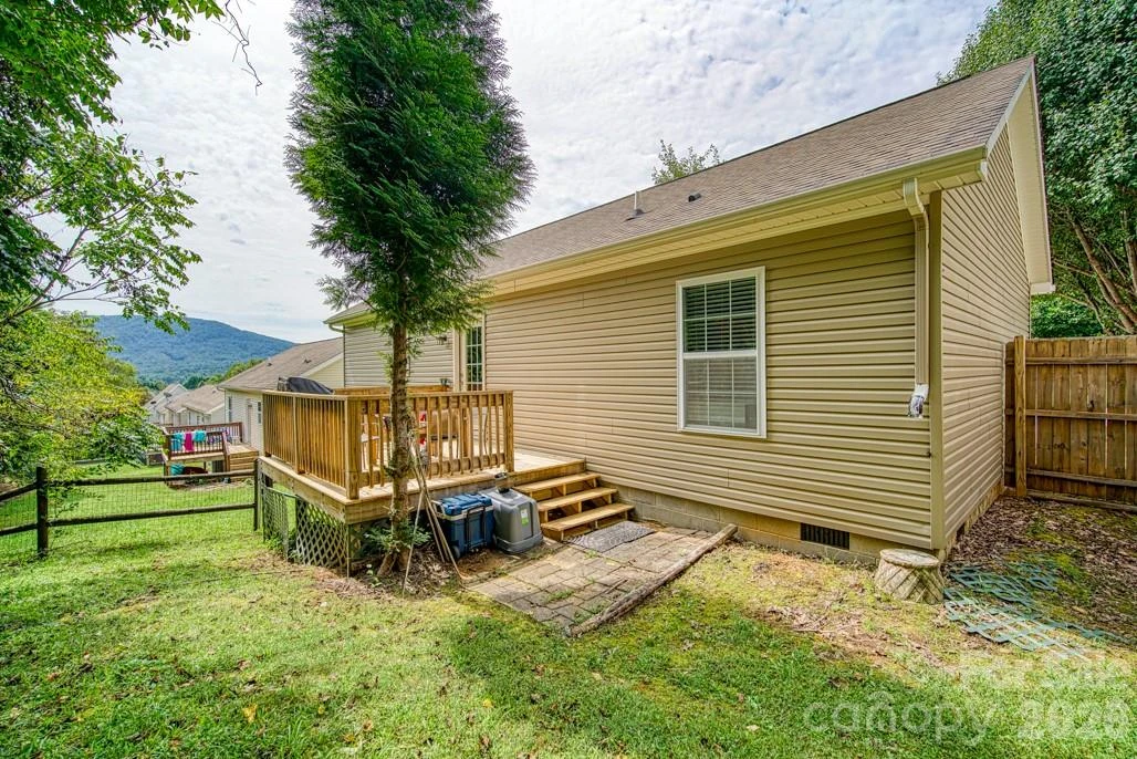 136 Newberry Drive #17 - Photo 4