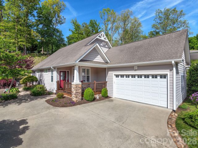 30 Banks Town Road, Weaverville, NC, 28787