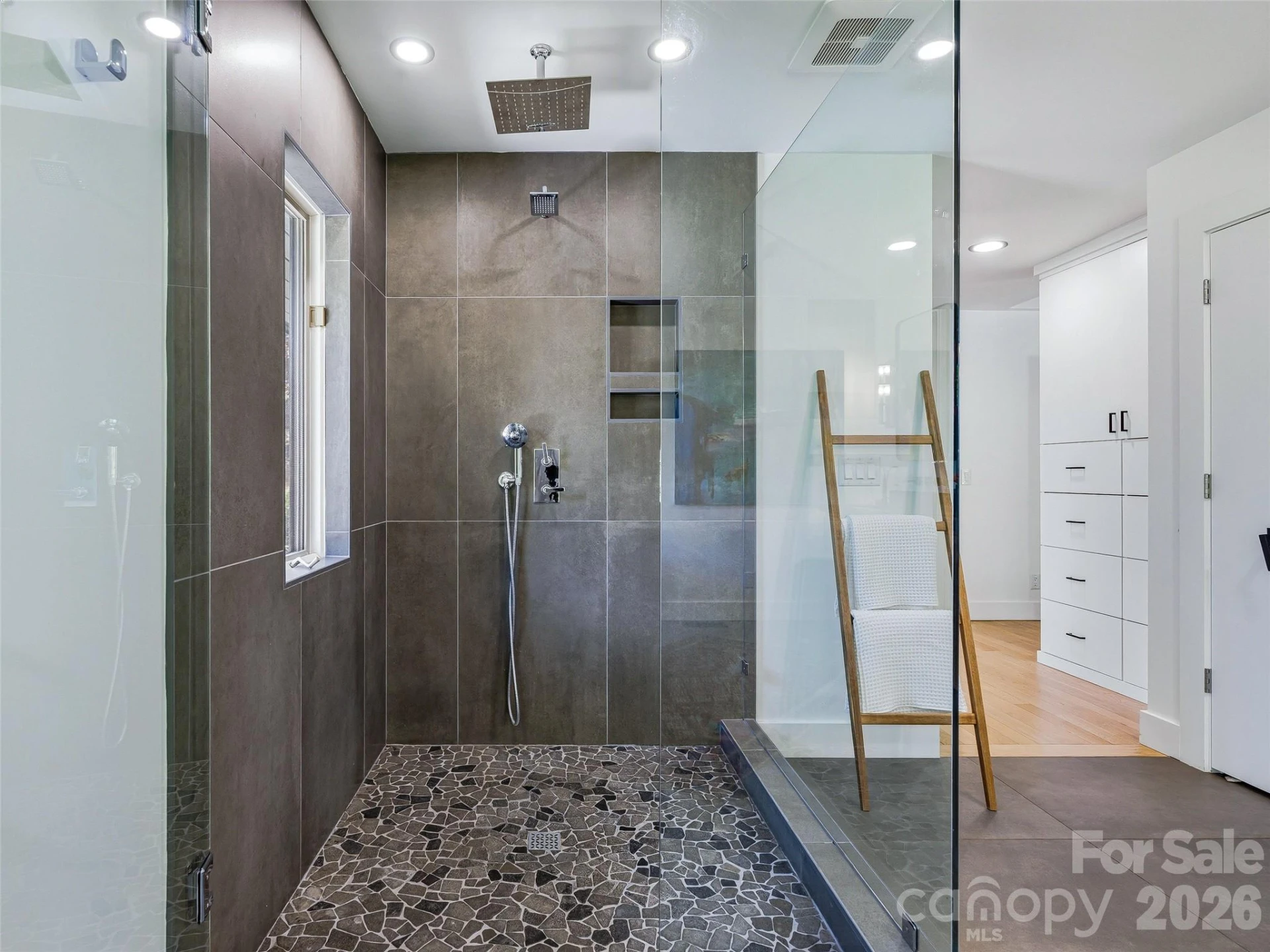 100 Big Spring Drive - Photo 25