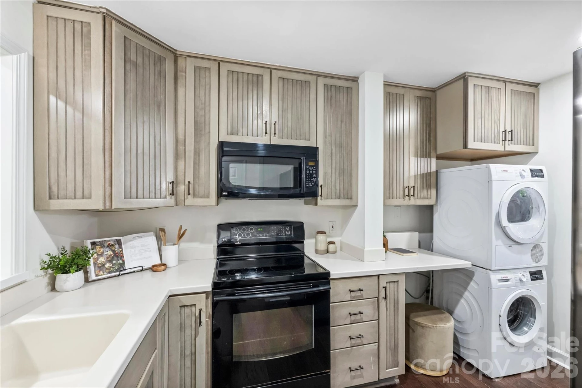 520 Poplar Street #I - Photo 15