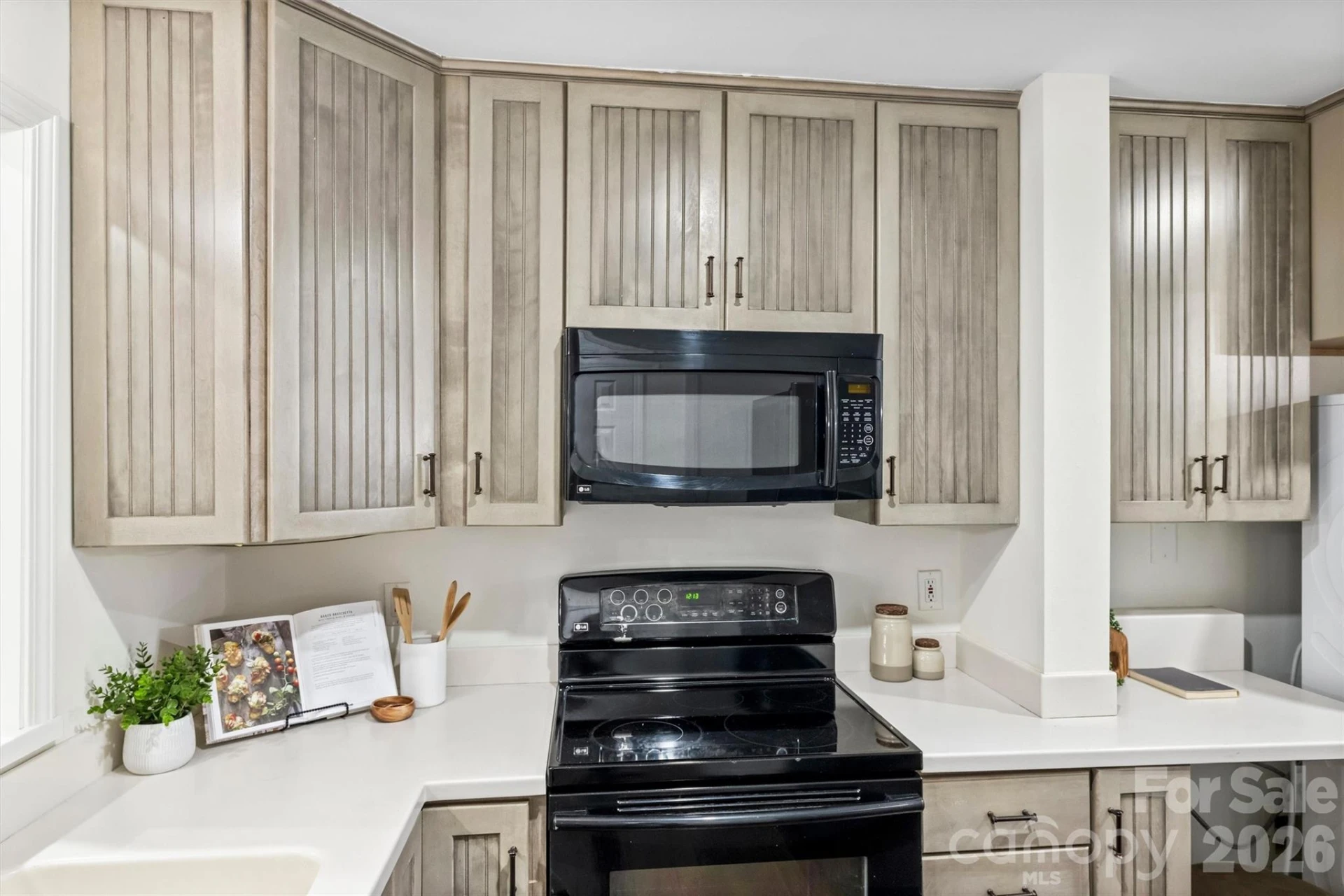 520 Poplar Street #I - Photo 16