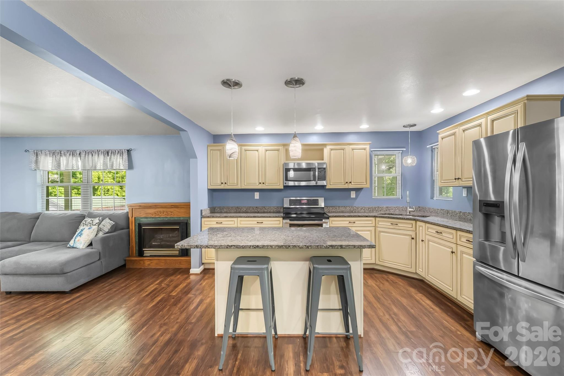 106 Silverstone Drive - Photo 11