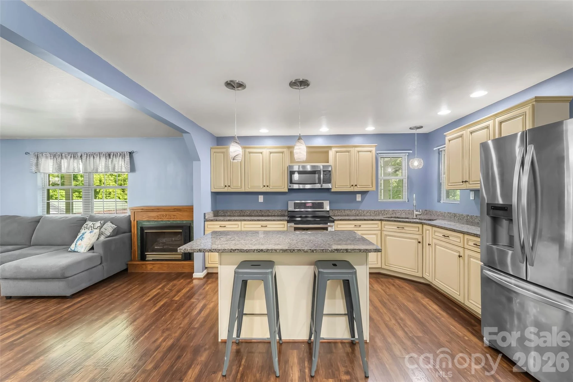 106 Silverstone Drive - Photo 11
