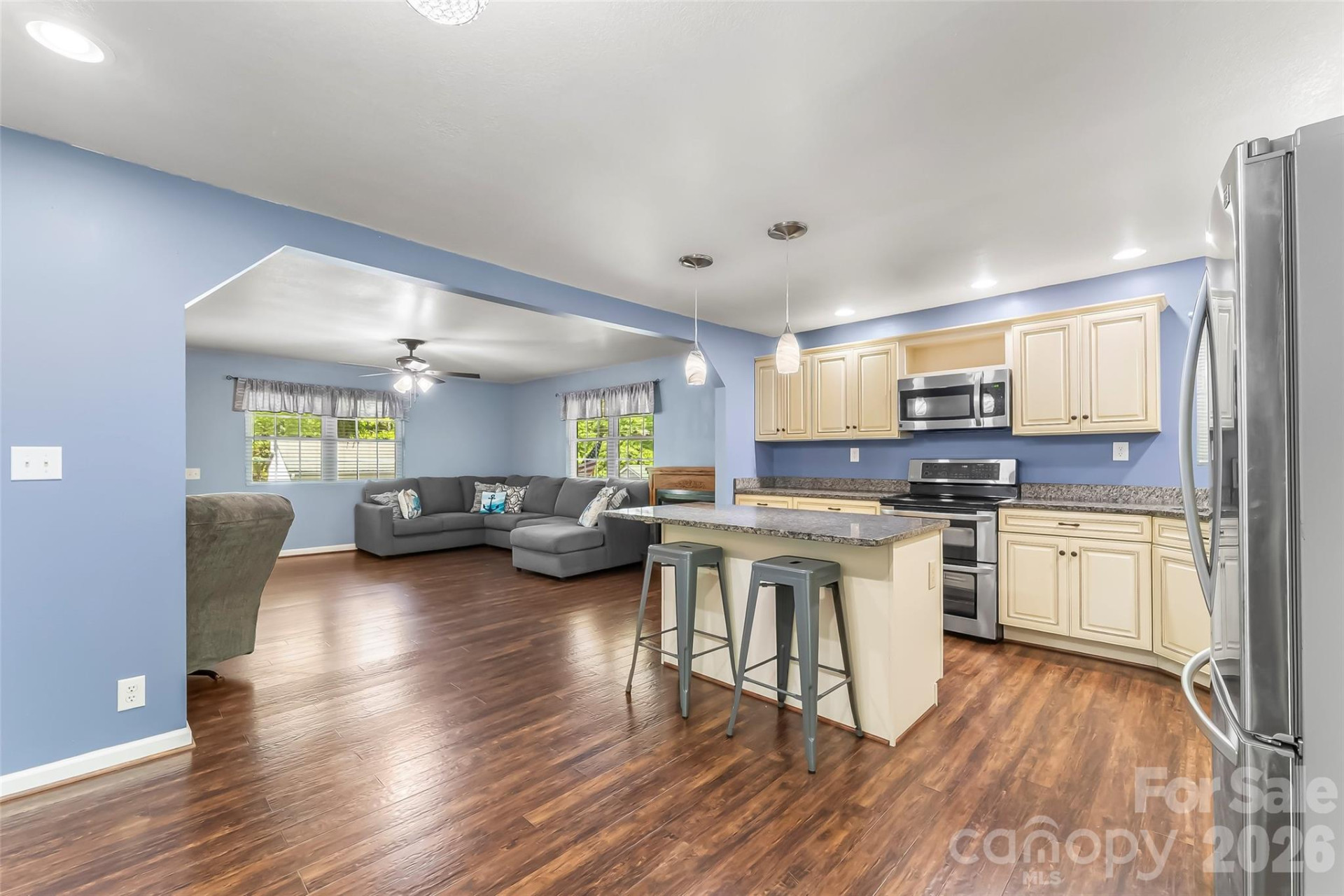 106 Silverstone Drive - Photo 12