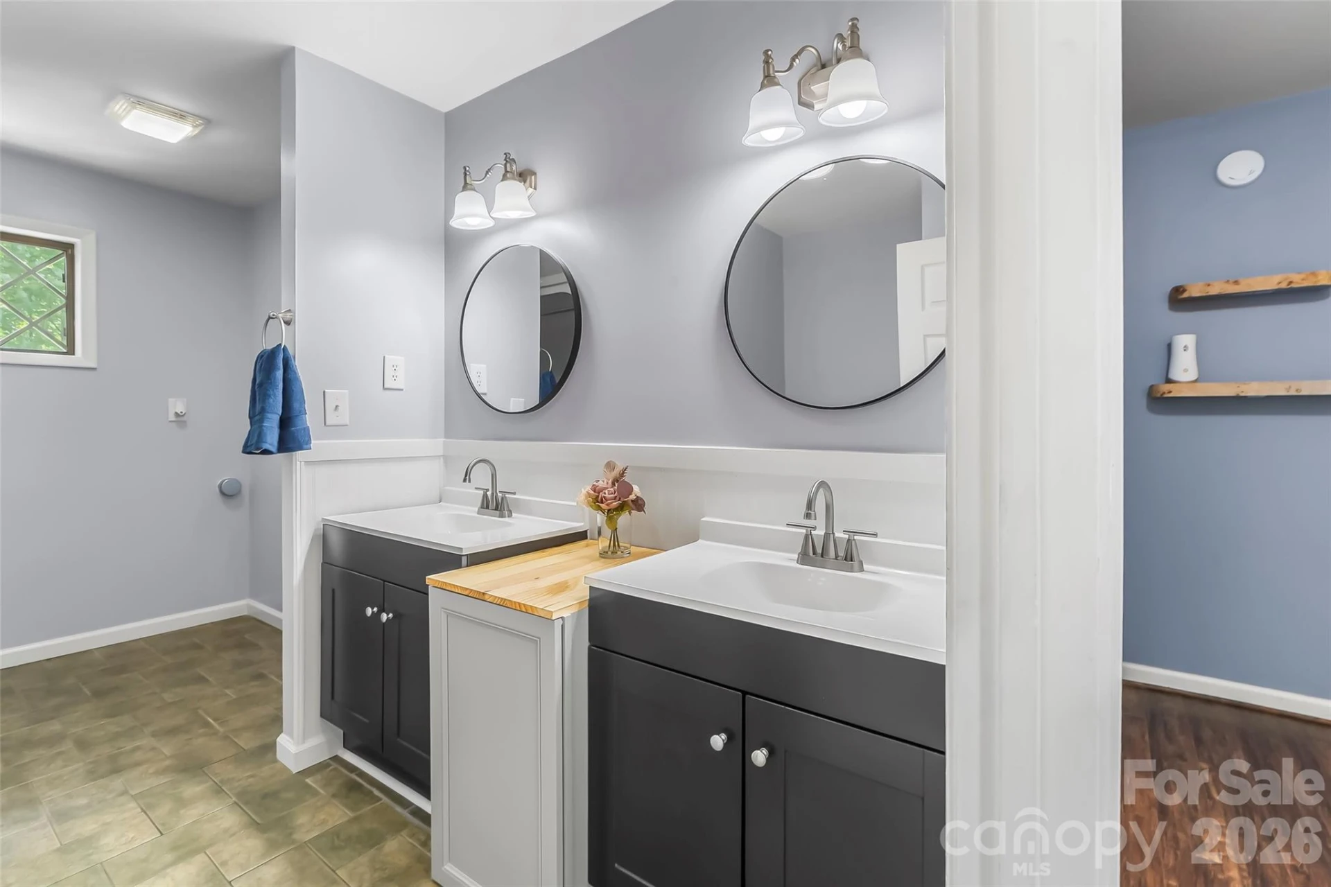 106 Silverstone Drive - Photo 16
