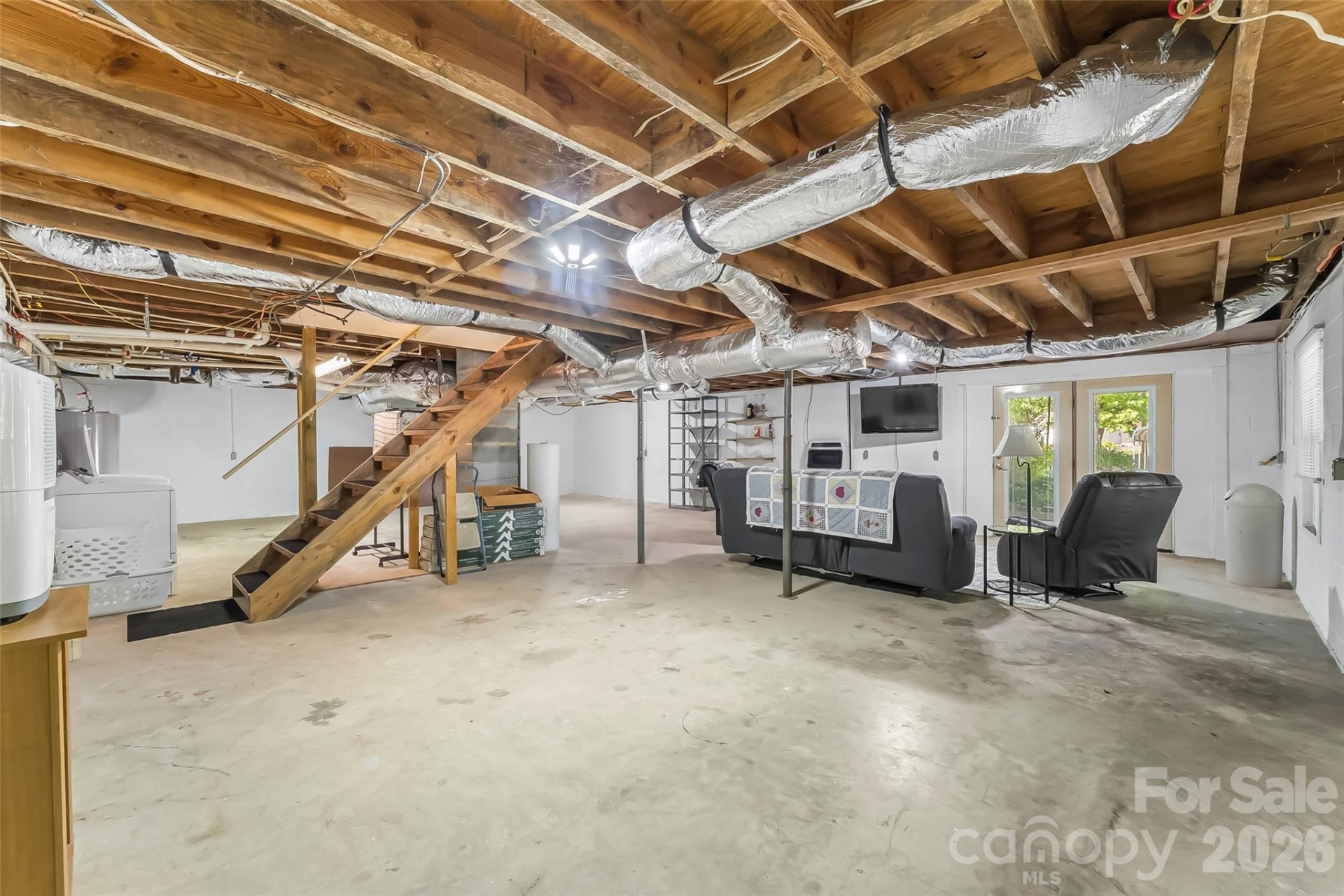 106 Silverstone Drive - Photo 19