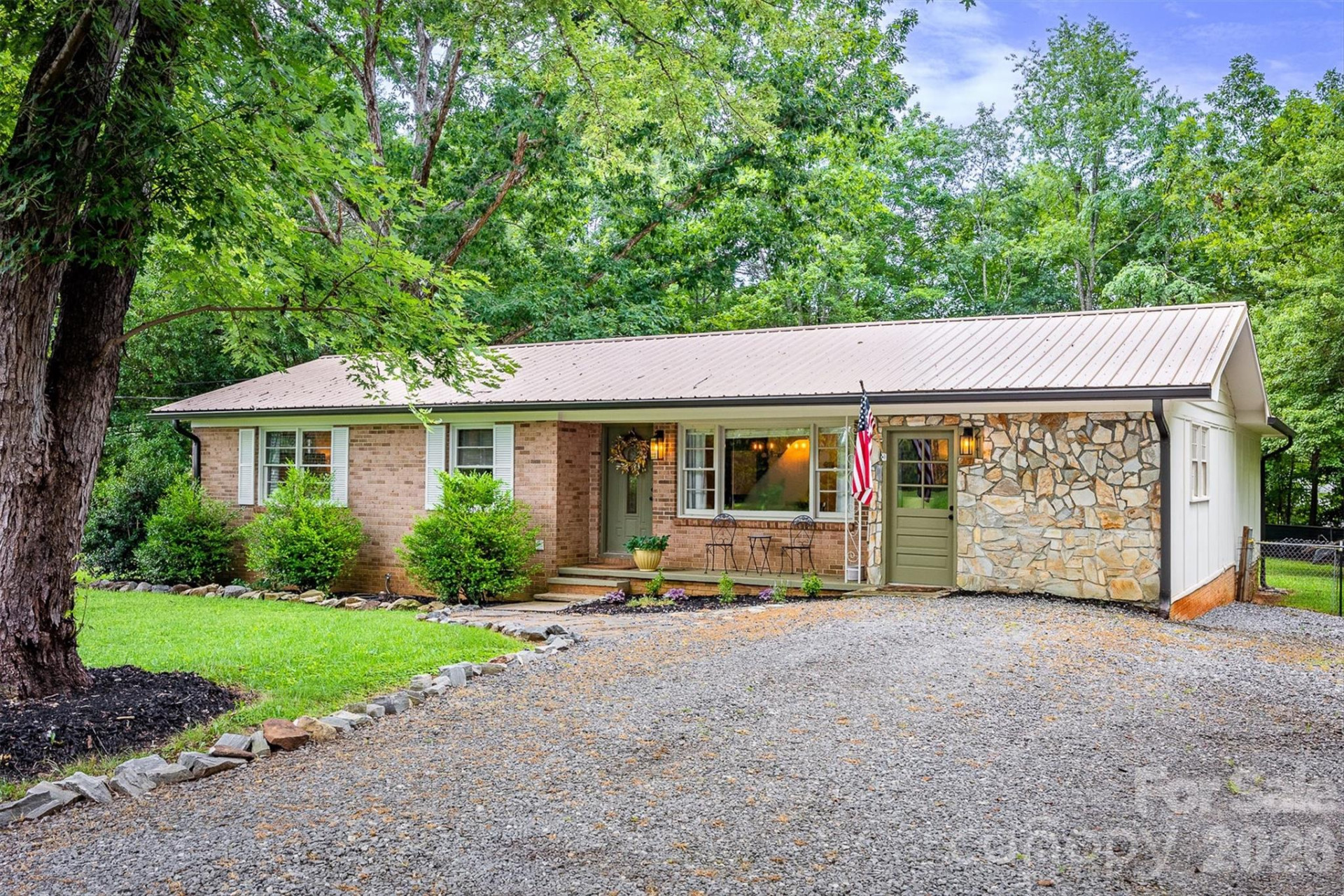 211 Shuffler Road - Photo 2