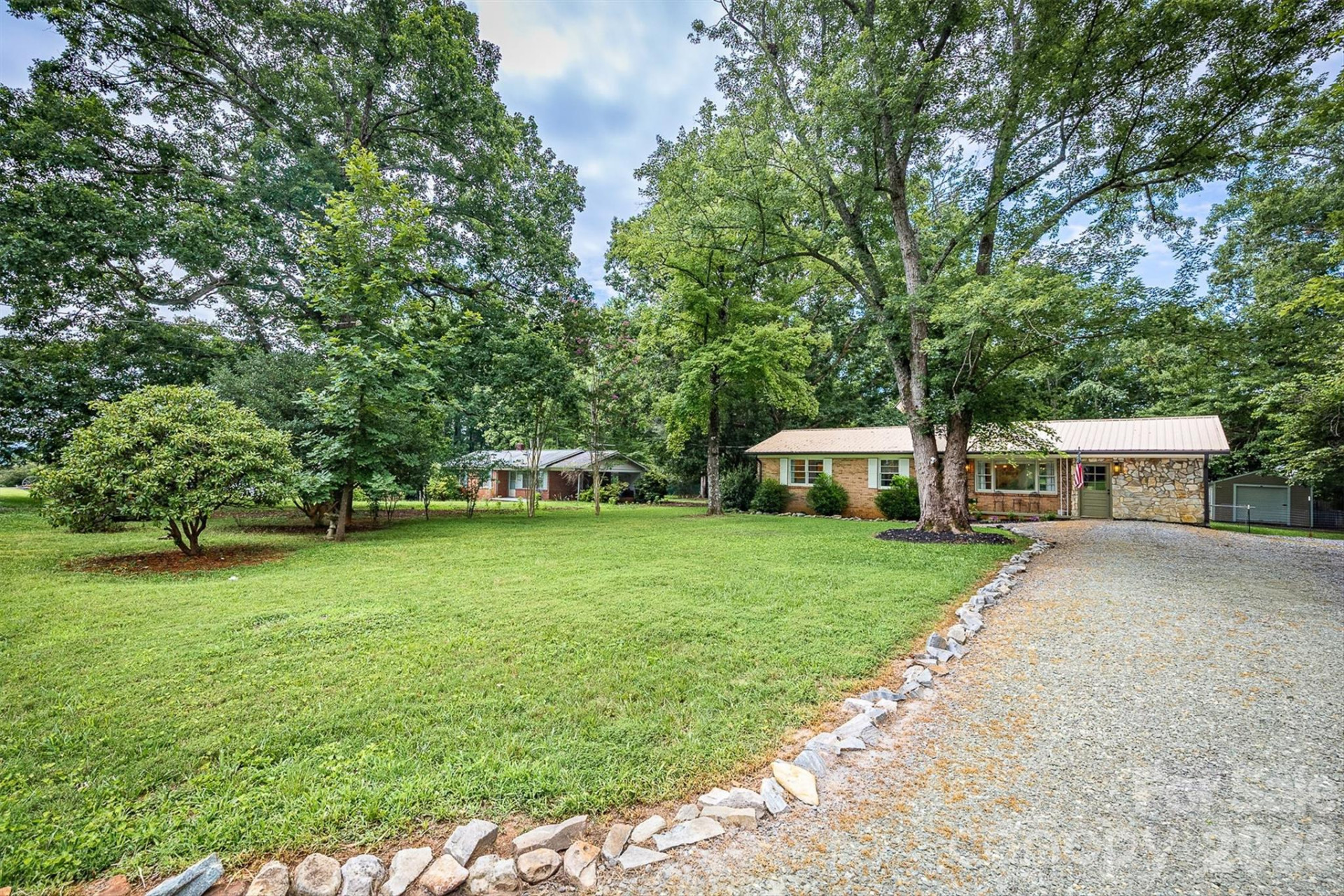 211 Shuffler Road - Photo 5