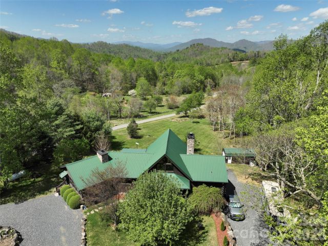 129 Apple Farm Road, Bakersville, NC, 28705