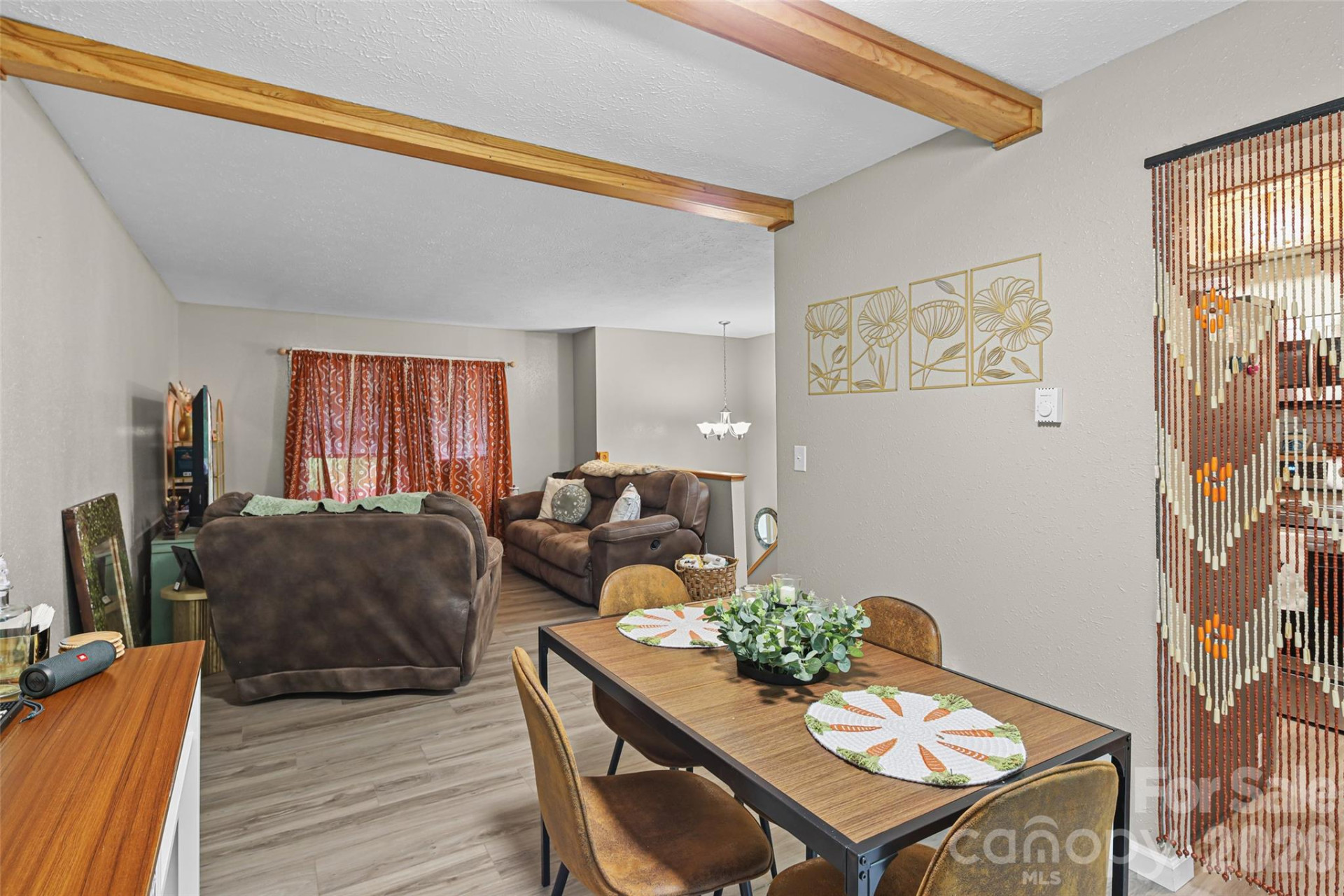 659 Salisbury Road - Photo 2