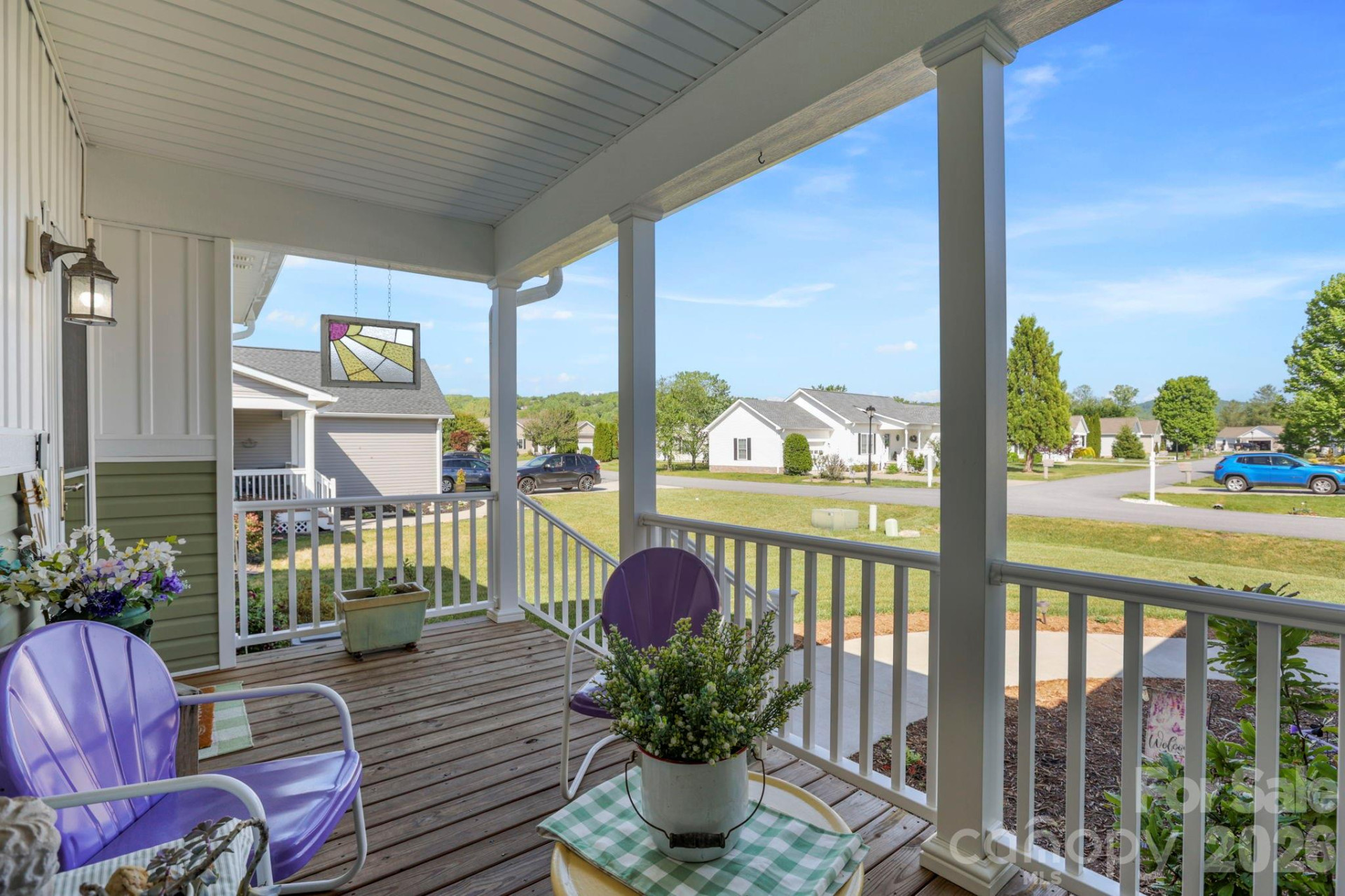 143 Beechnut Drive - Photo 2