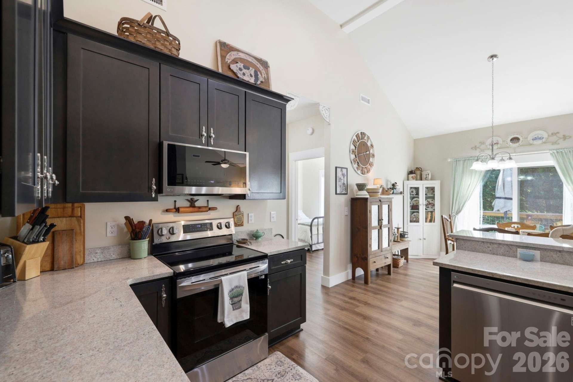 143 Beechnut Drive - Photo 5