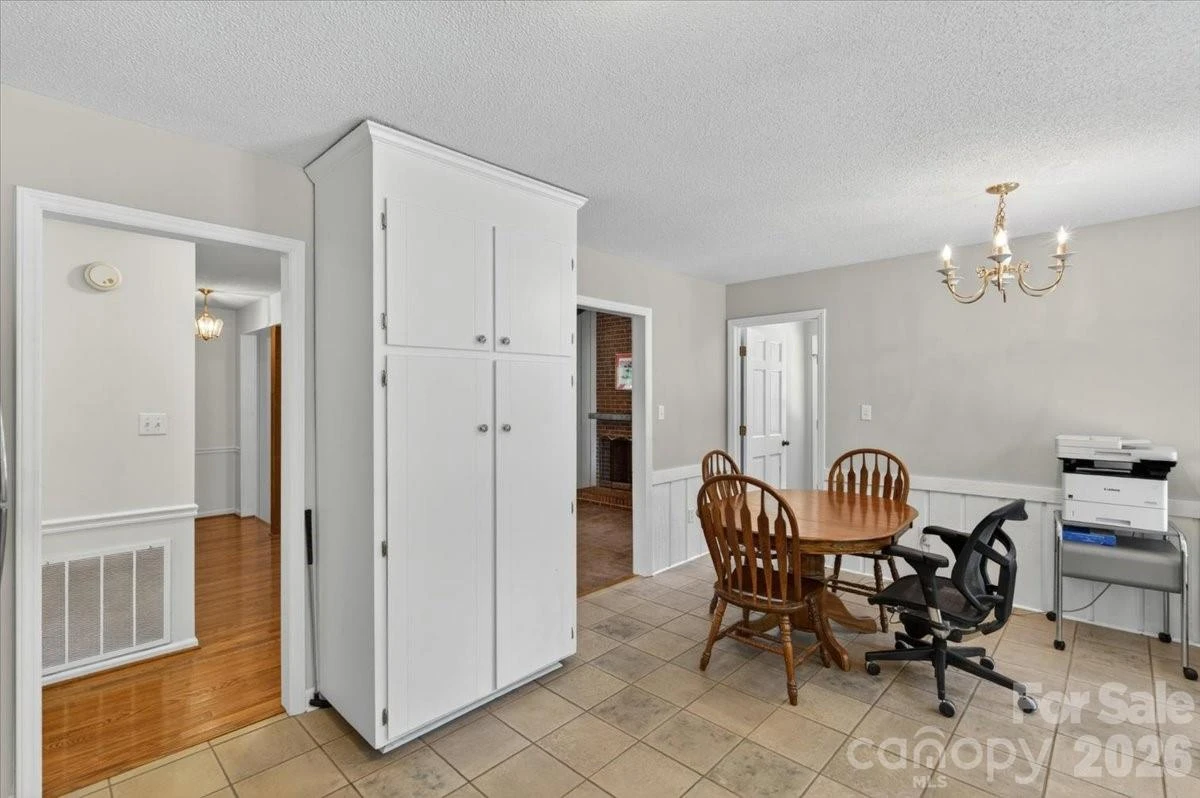 7615 Alexander Road - Photo 13