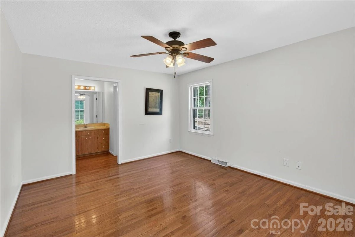 7615 Alexander Road - Photo 18