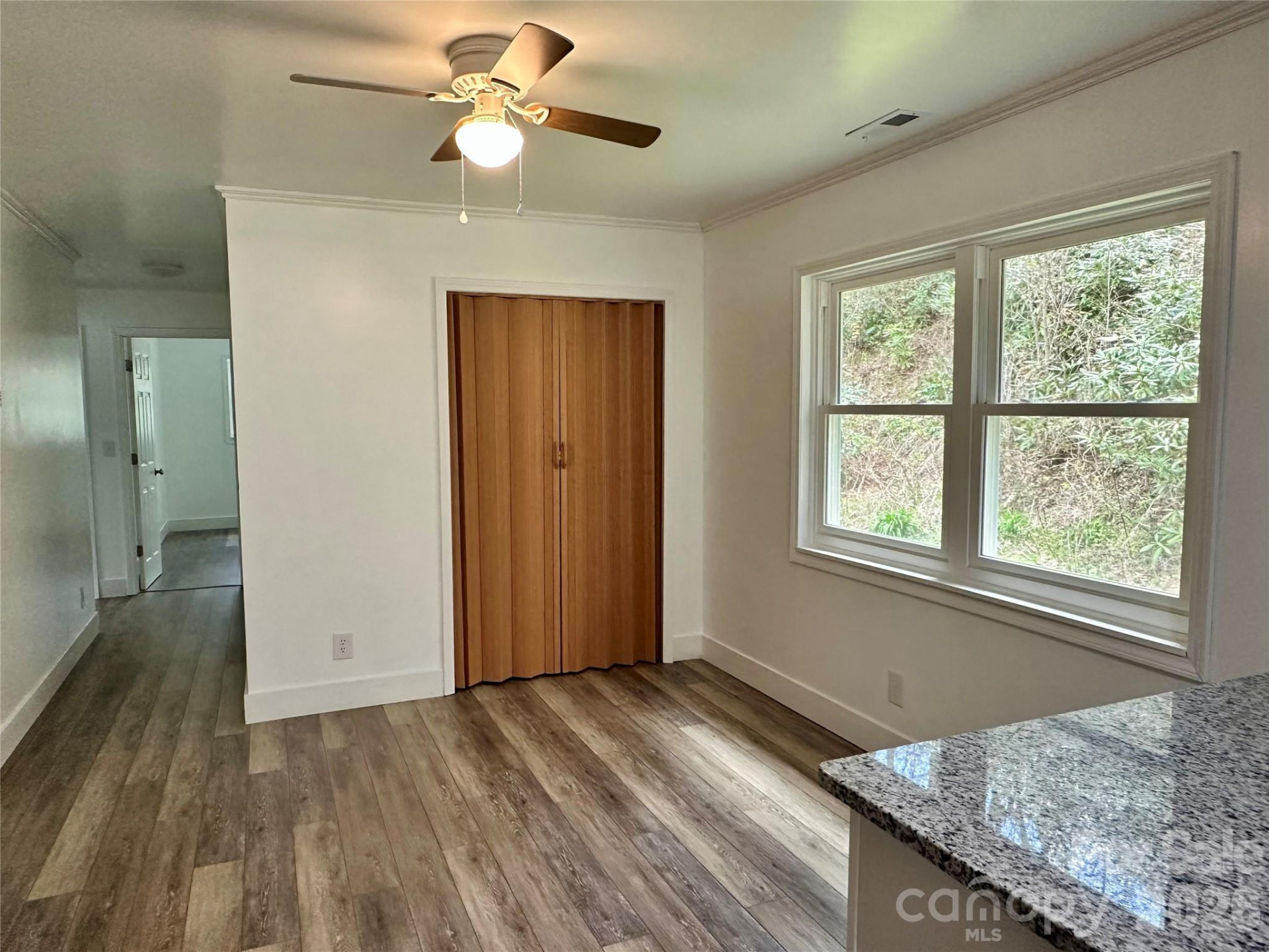 8855 Bugger Hollow Road - Photo 10