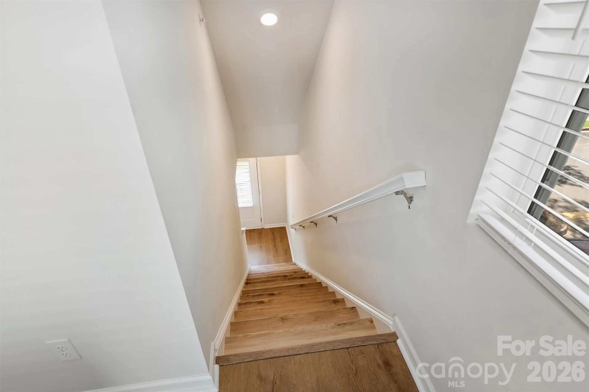 2409 Via del Conte Alley - Photo 7
