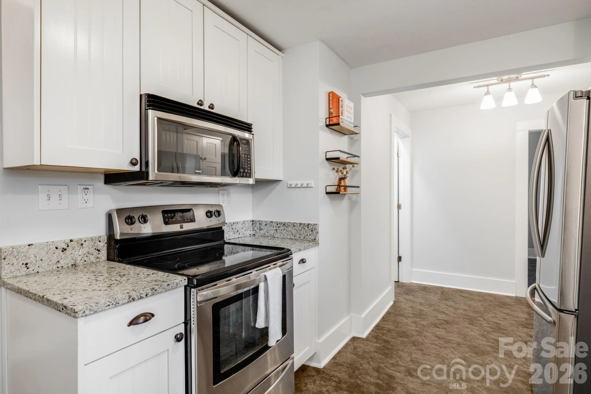 185 Flint Street - Photo 18
