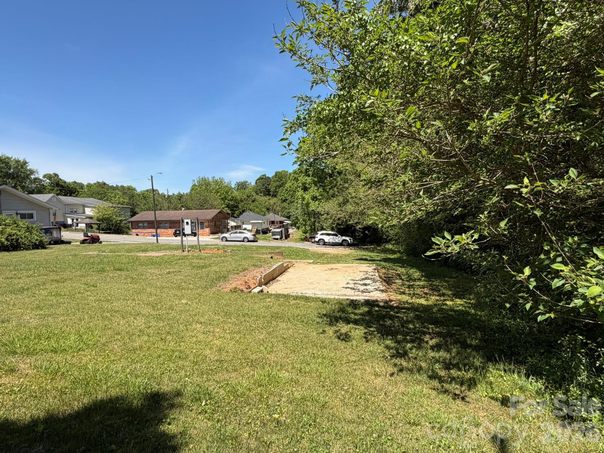 100 4th Em Street - Photo 3