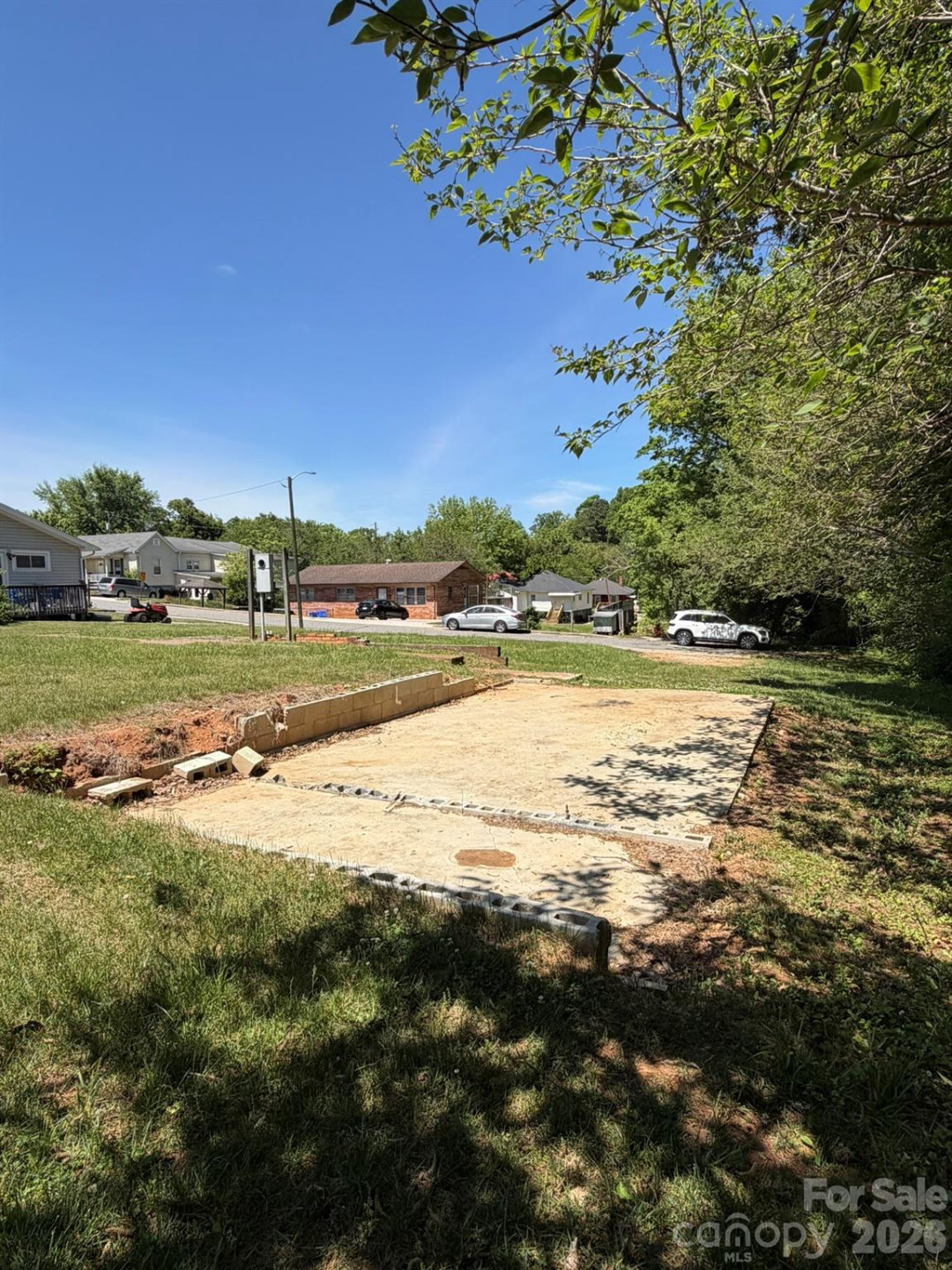 100 4th Em Street - Photo 4