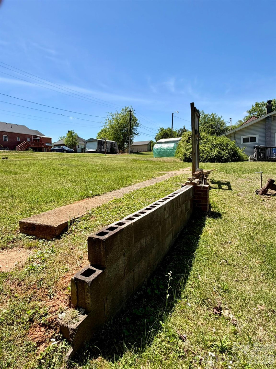 100 4th Em Street - Photo 5