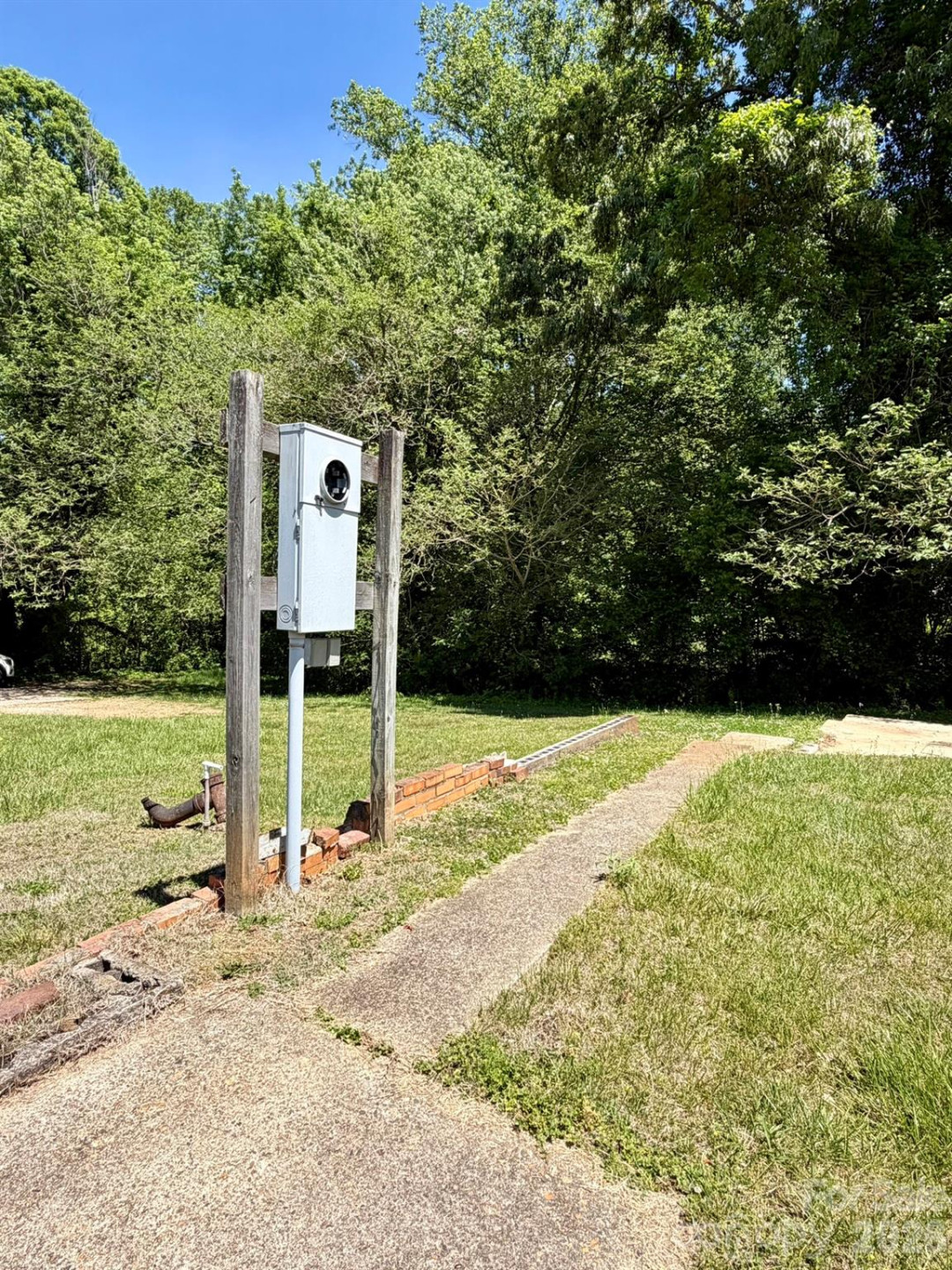 100 4th Em Street - Photo 7