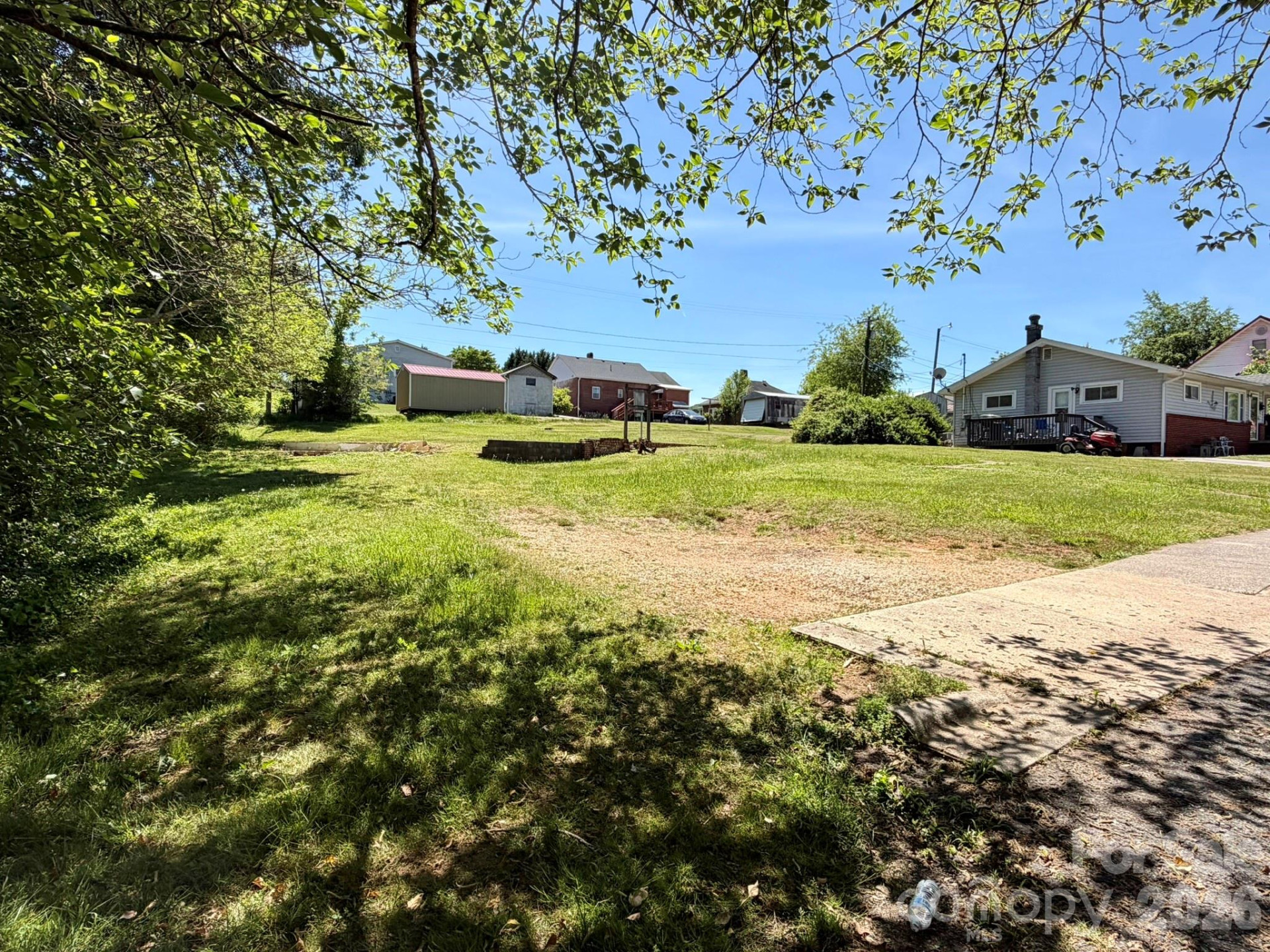 100 4th Em Street - Photo 8