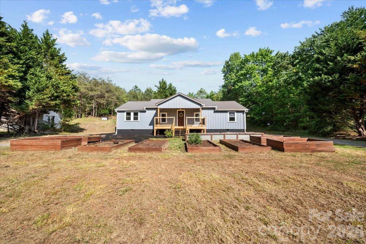 6440 Bostic Sunshine Highway