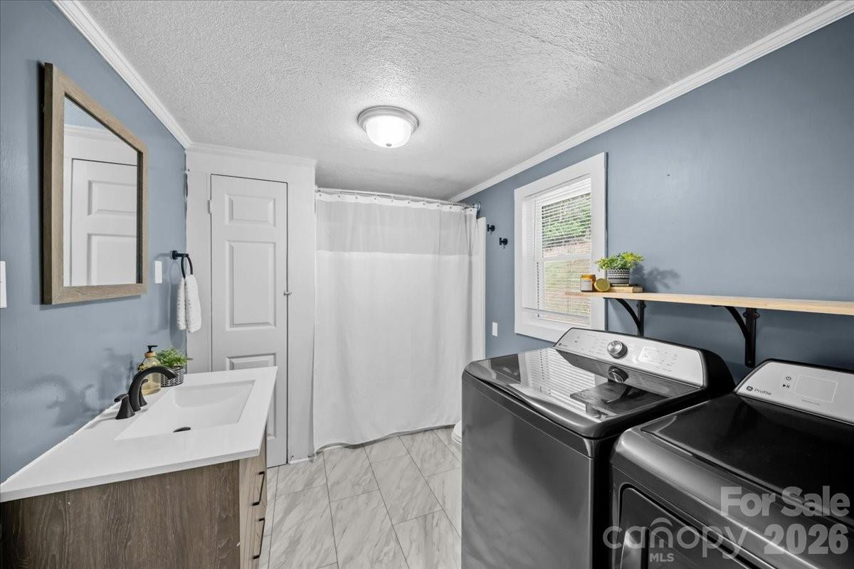 6440 Bostic Sunshine Highway - Photo 8