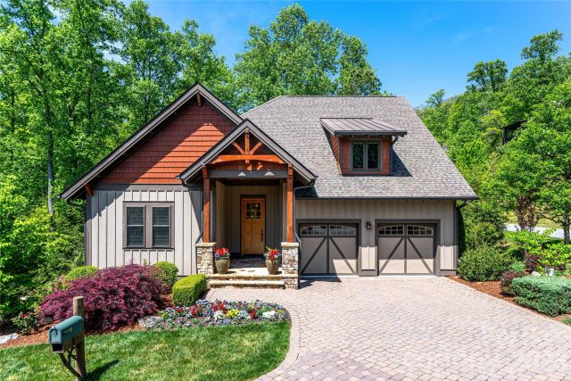 1 Stills Creek Loop, Fairview, NC, 28730