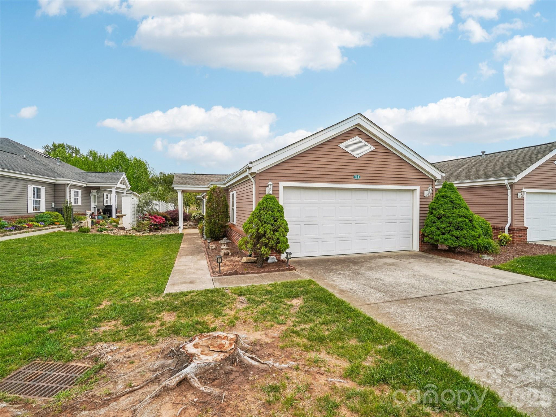 21 Heather Way #A - Photo 2