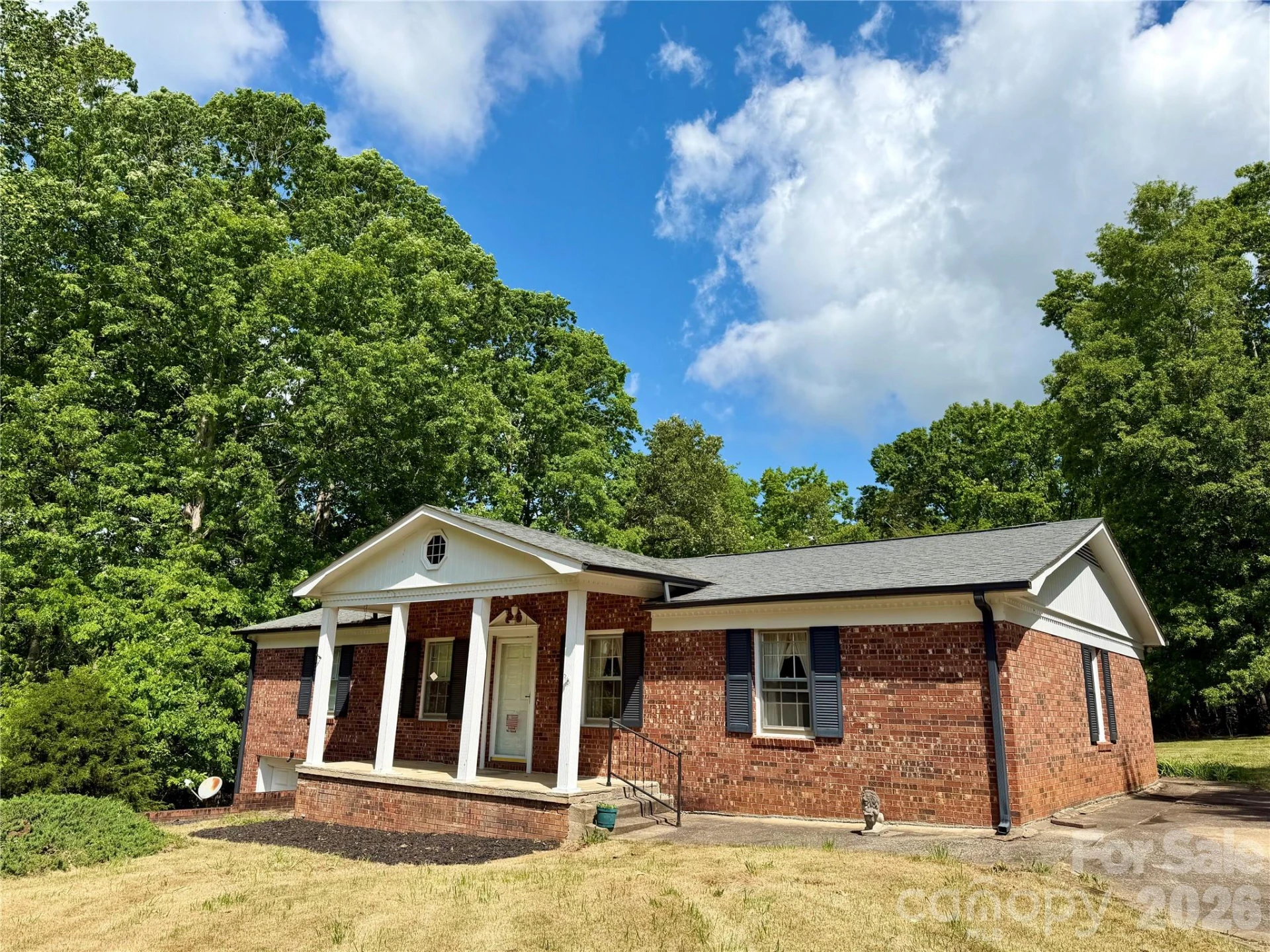 232 Chase Drive - Photo 2